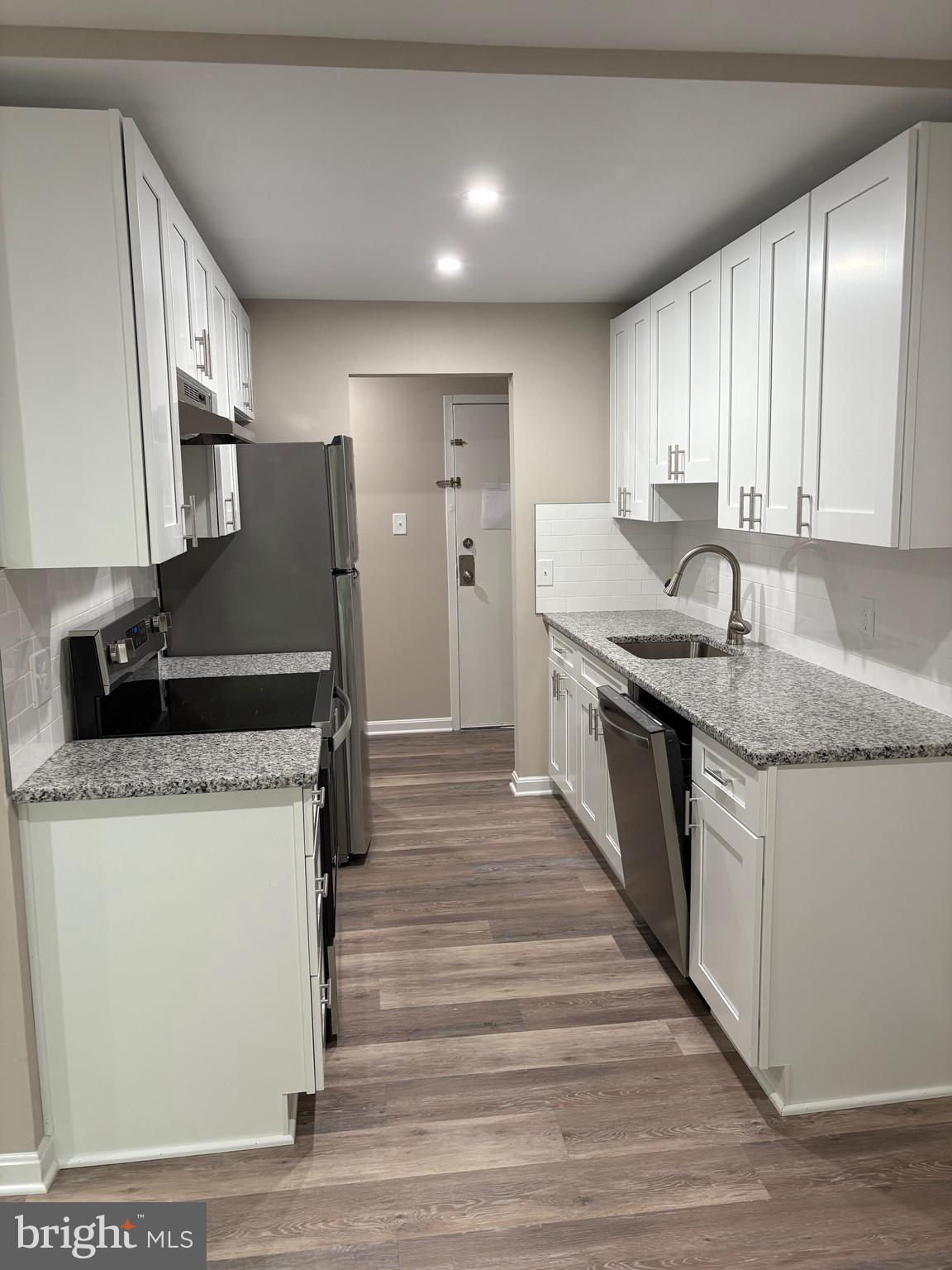 SHADOWOOD - Residential Lease