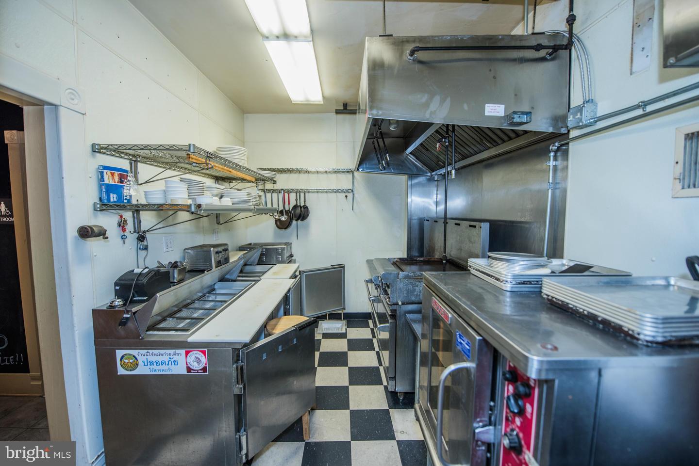 BERKELEY SPRINGS - Commercial Sale