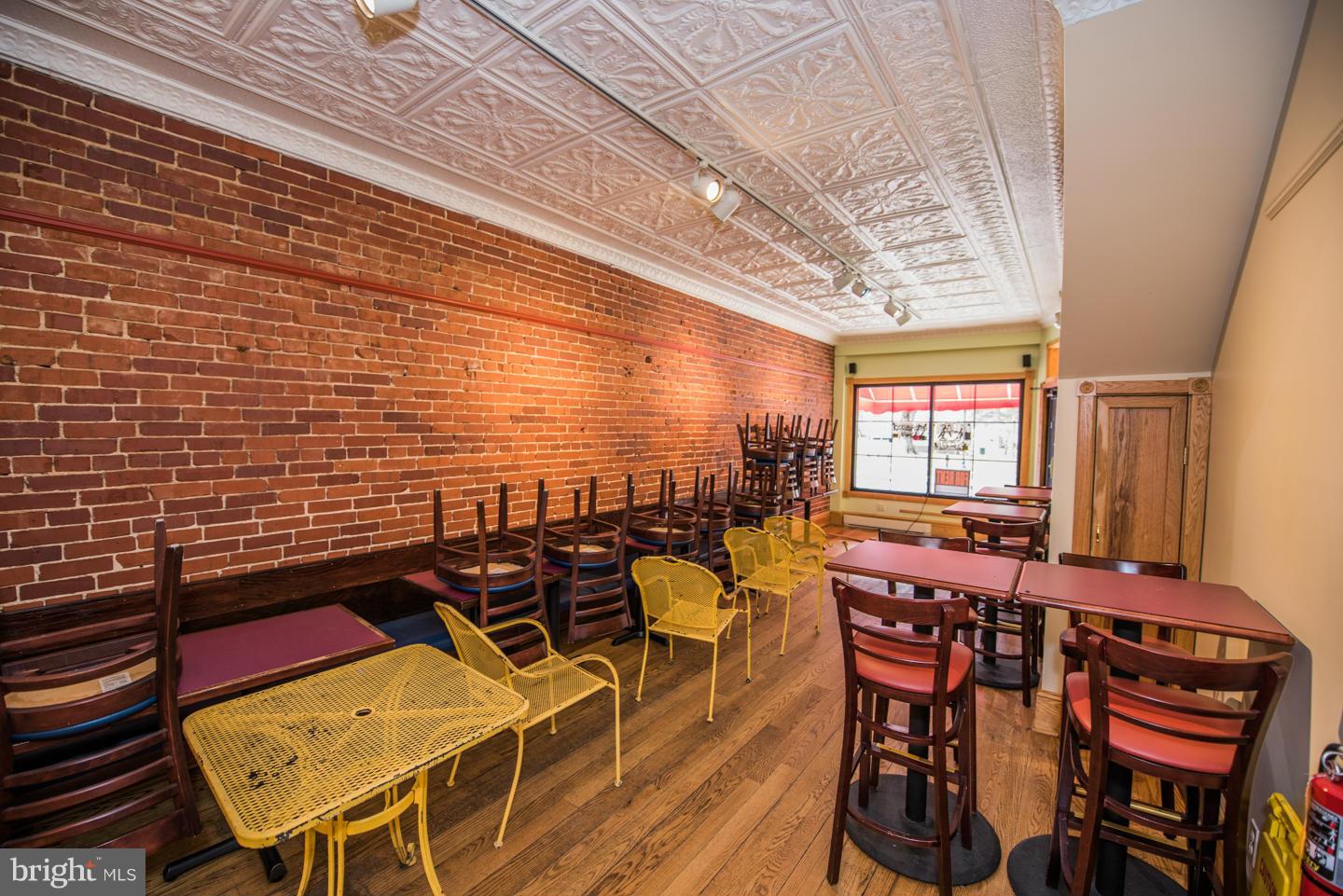 BERKELEY SPRINGS - Commercial Sale