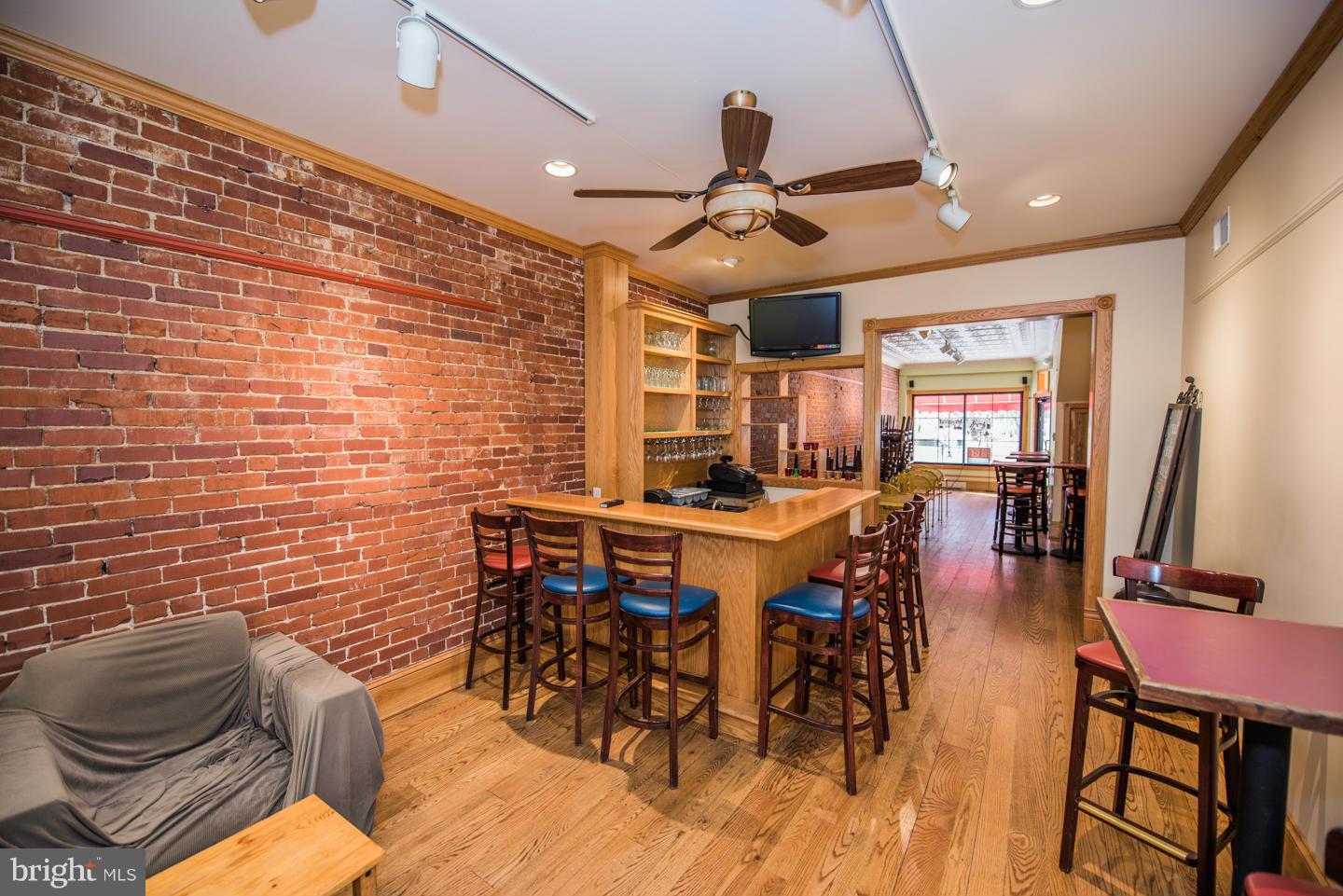 BERKELEY SPRINGS - Commercial Sale