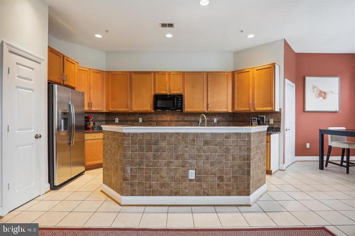 KING FARM BAILEYS COMMON - Residential Lease