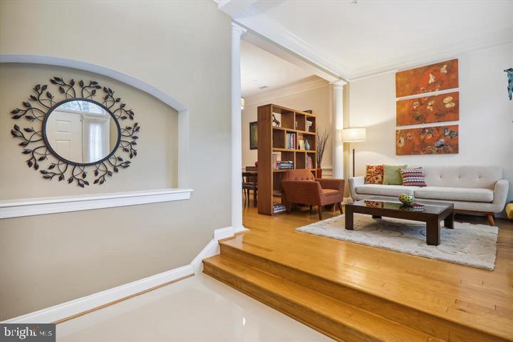 KING FARM BAILEYS COMMON - Residential Lease