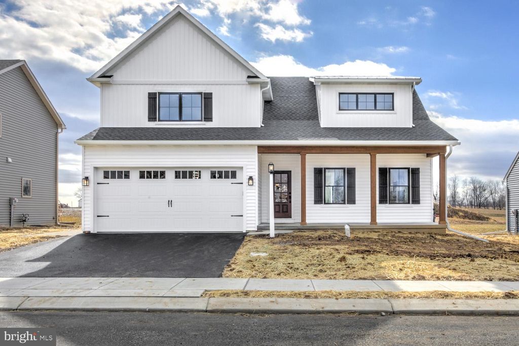 Photo of 207 Parkside Place #LOT 41, LANCASTER, PA 17602 (MLS # PALA2061086)