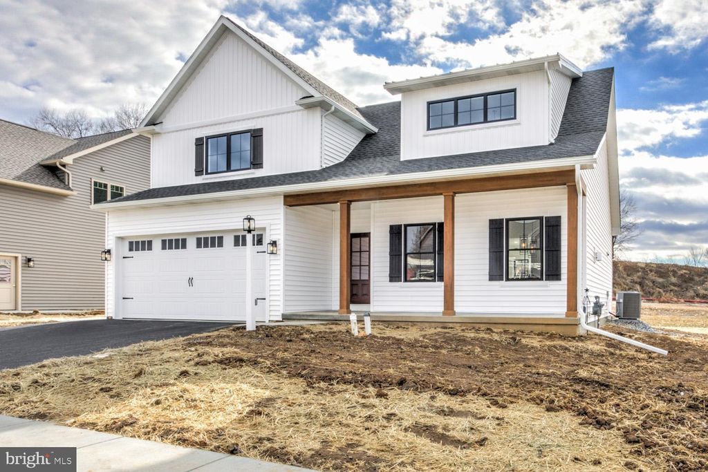 Photo of 207 Parkside Place #LOT 41, LANCASTER, PA 17602 (MLS # PALA2061086)