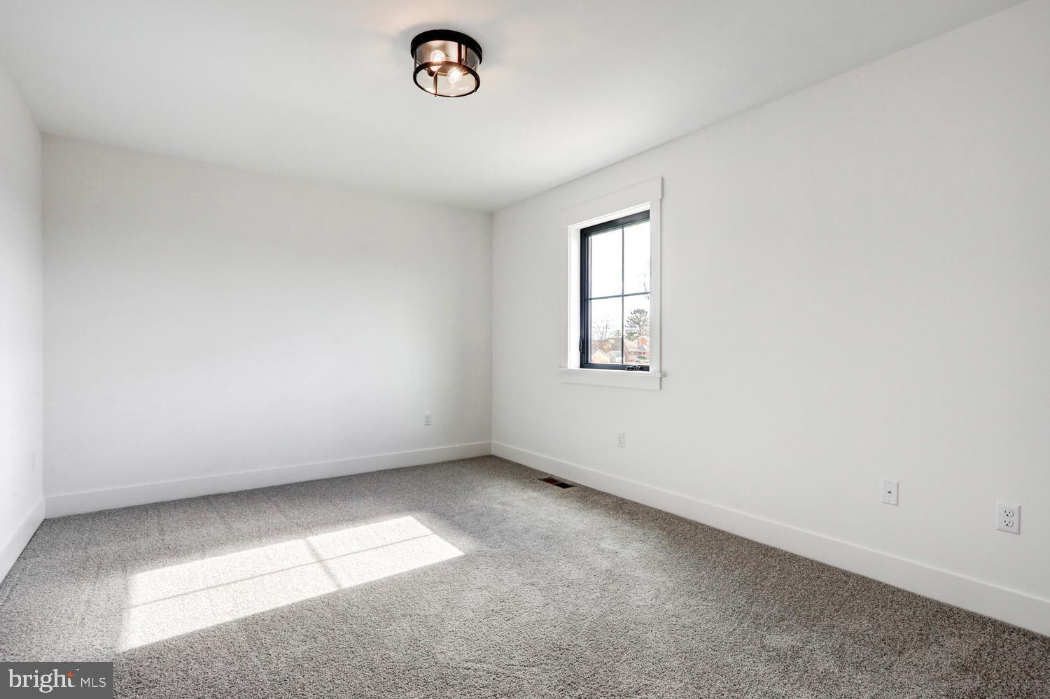 PARKSIDE AT LAMPETER - Residential