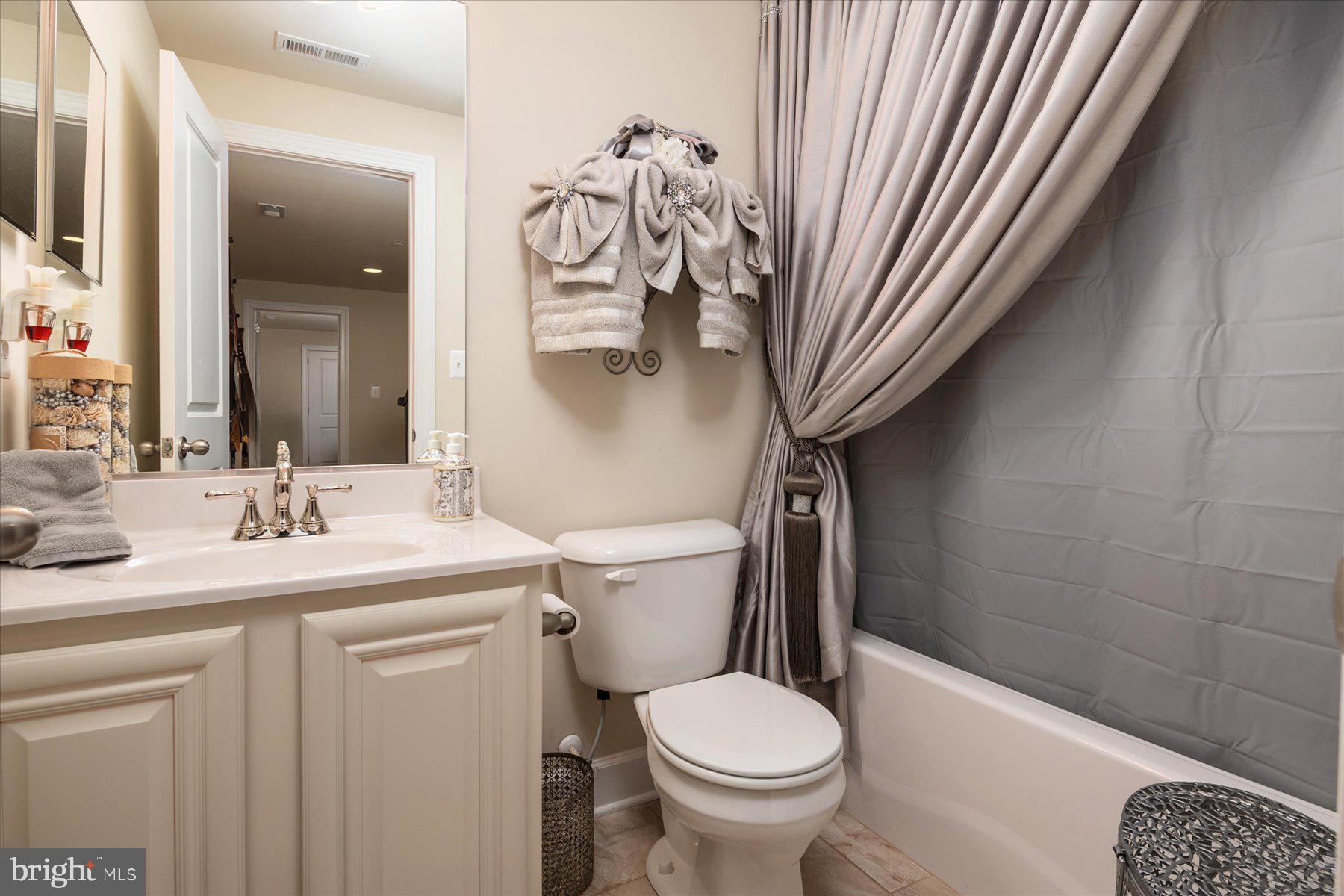 CYPRESS CREEK - Residential