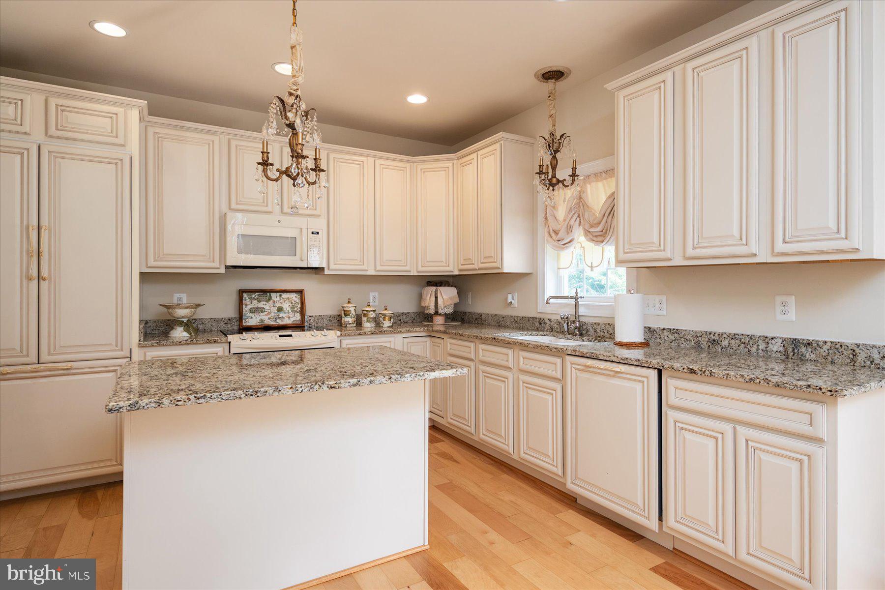 CYPRESS CREEK - Residential