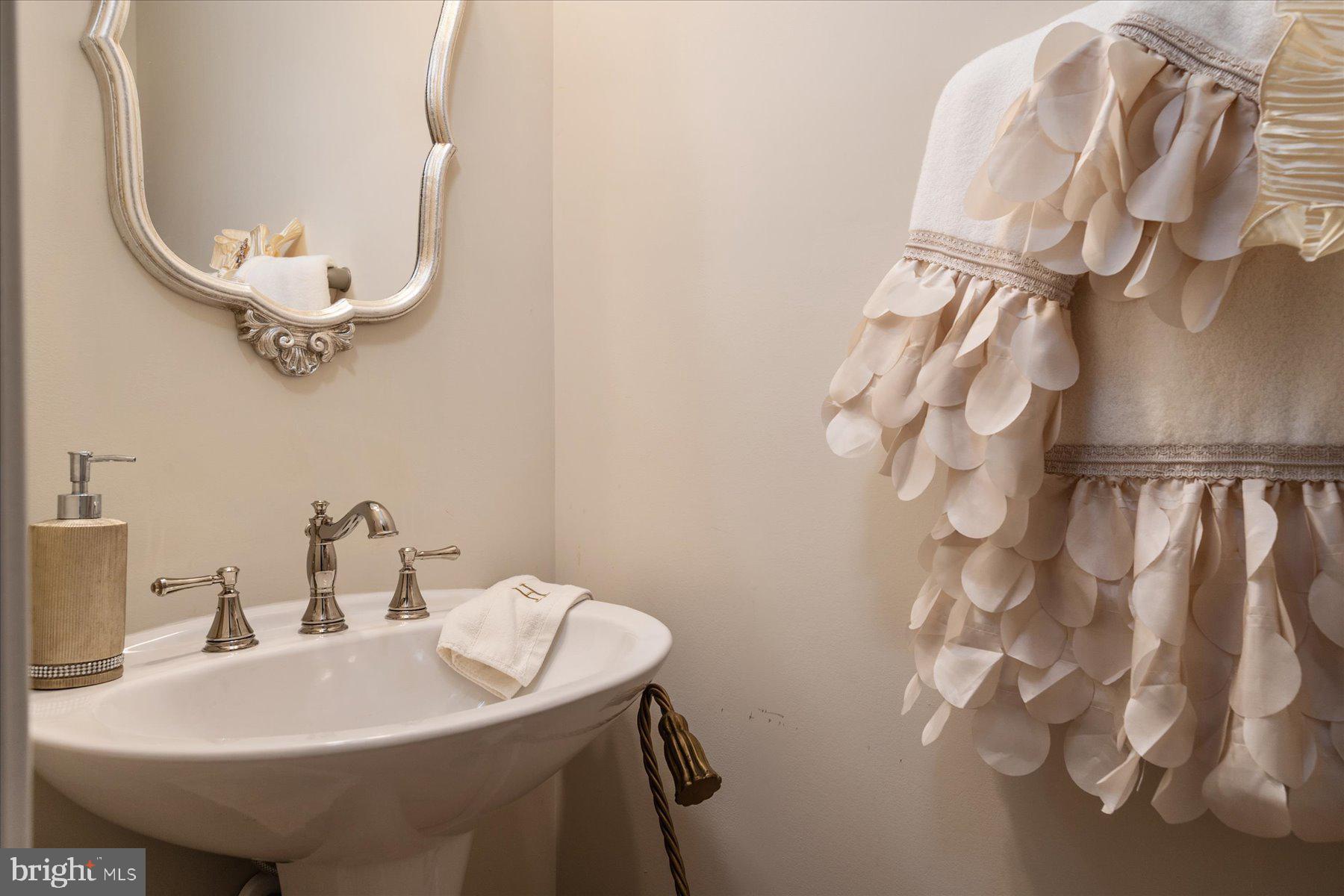 CYPRESS CREEK - Residential