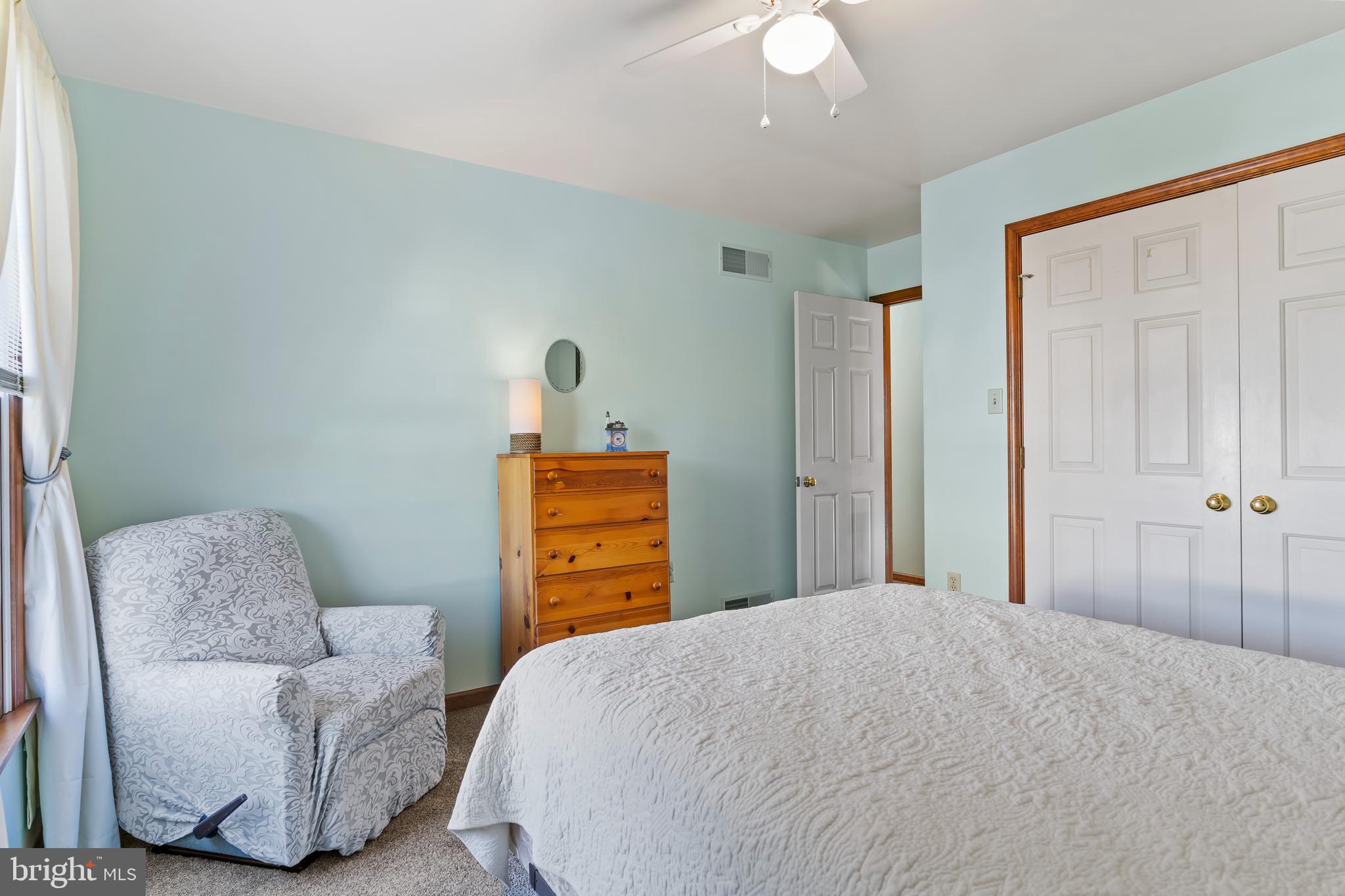 LOGANS RUN - Residential