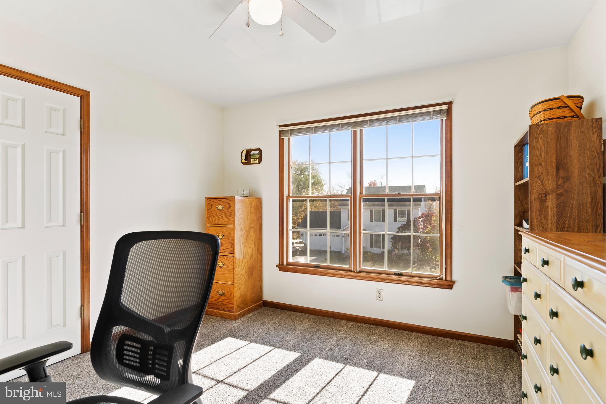 LOGANS RUN - Residential