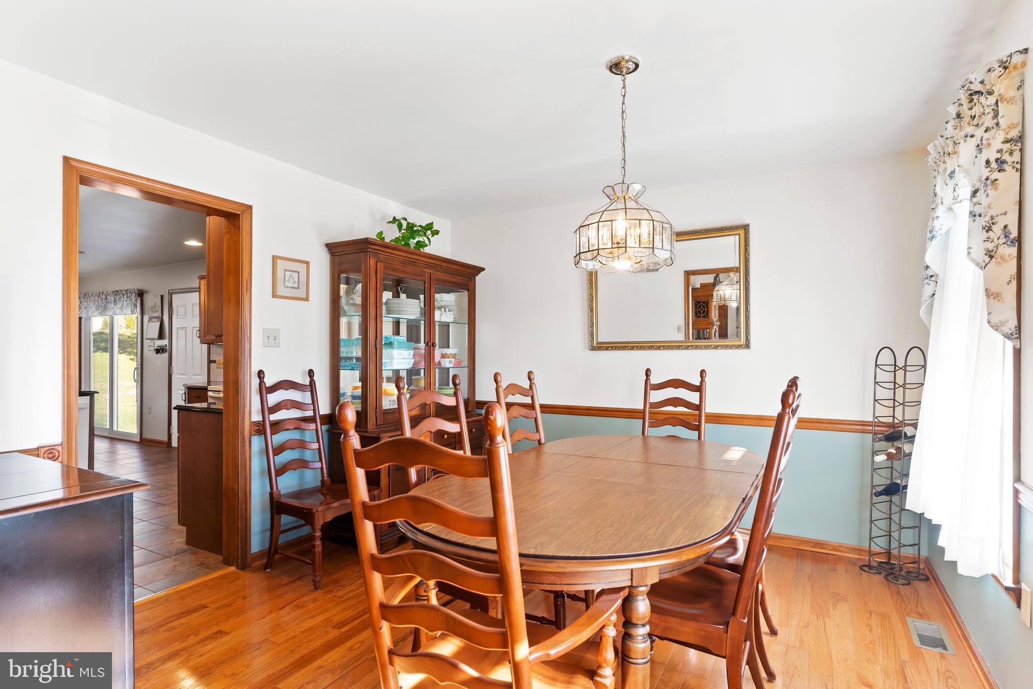 LOGANS RUN - Residential