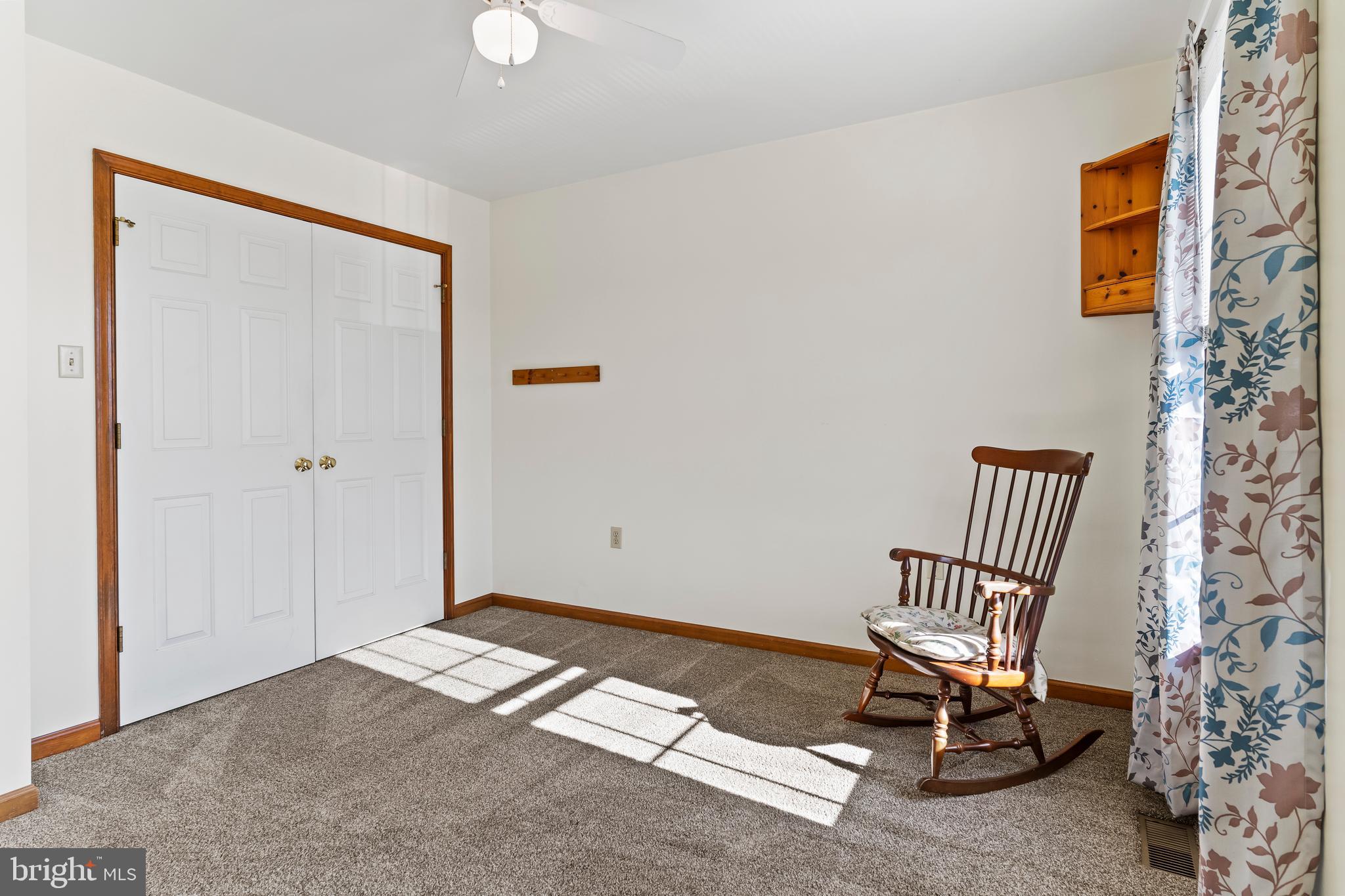 LOGANS RUN - Residential