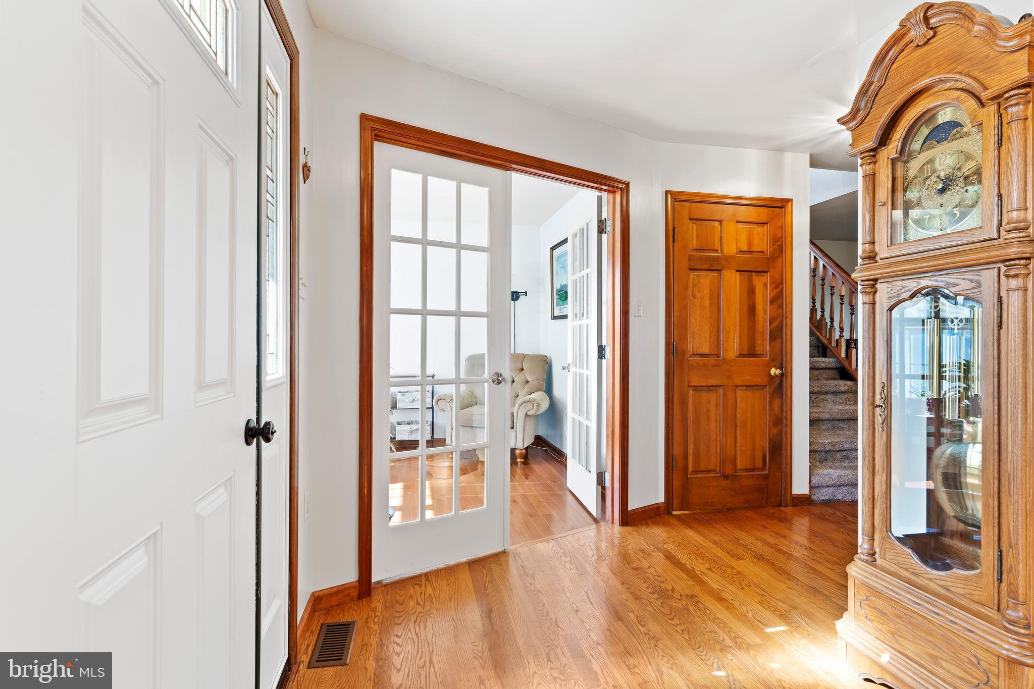 LOGANS RUN - Residential