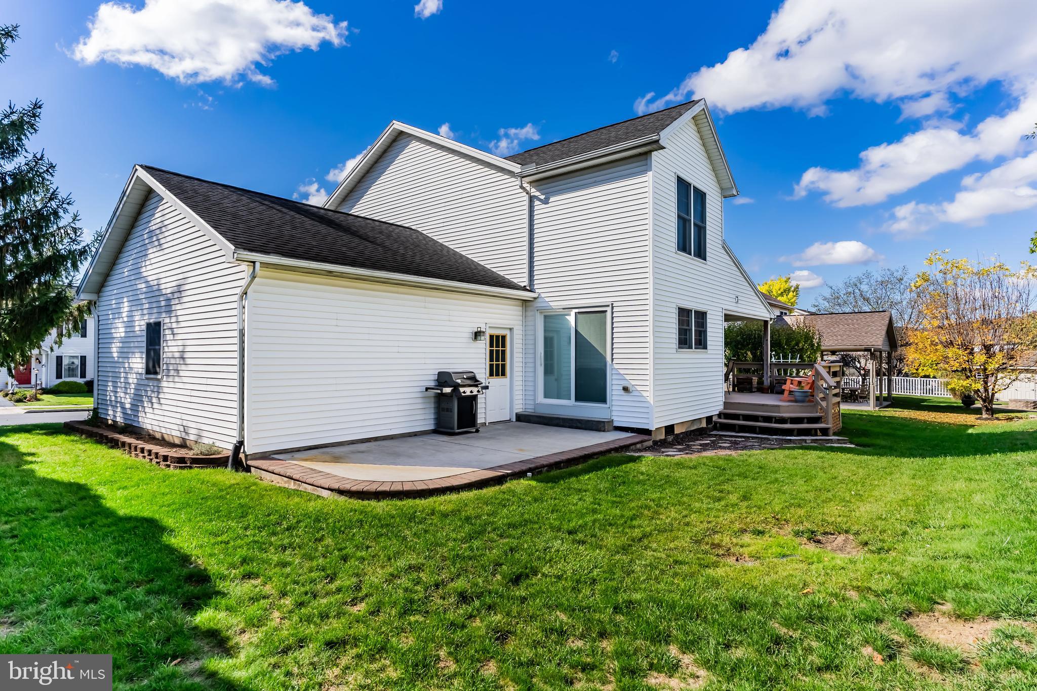 LOGANS RUN - Residential