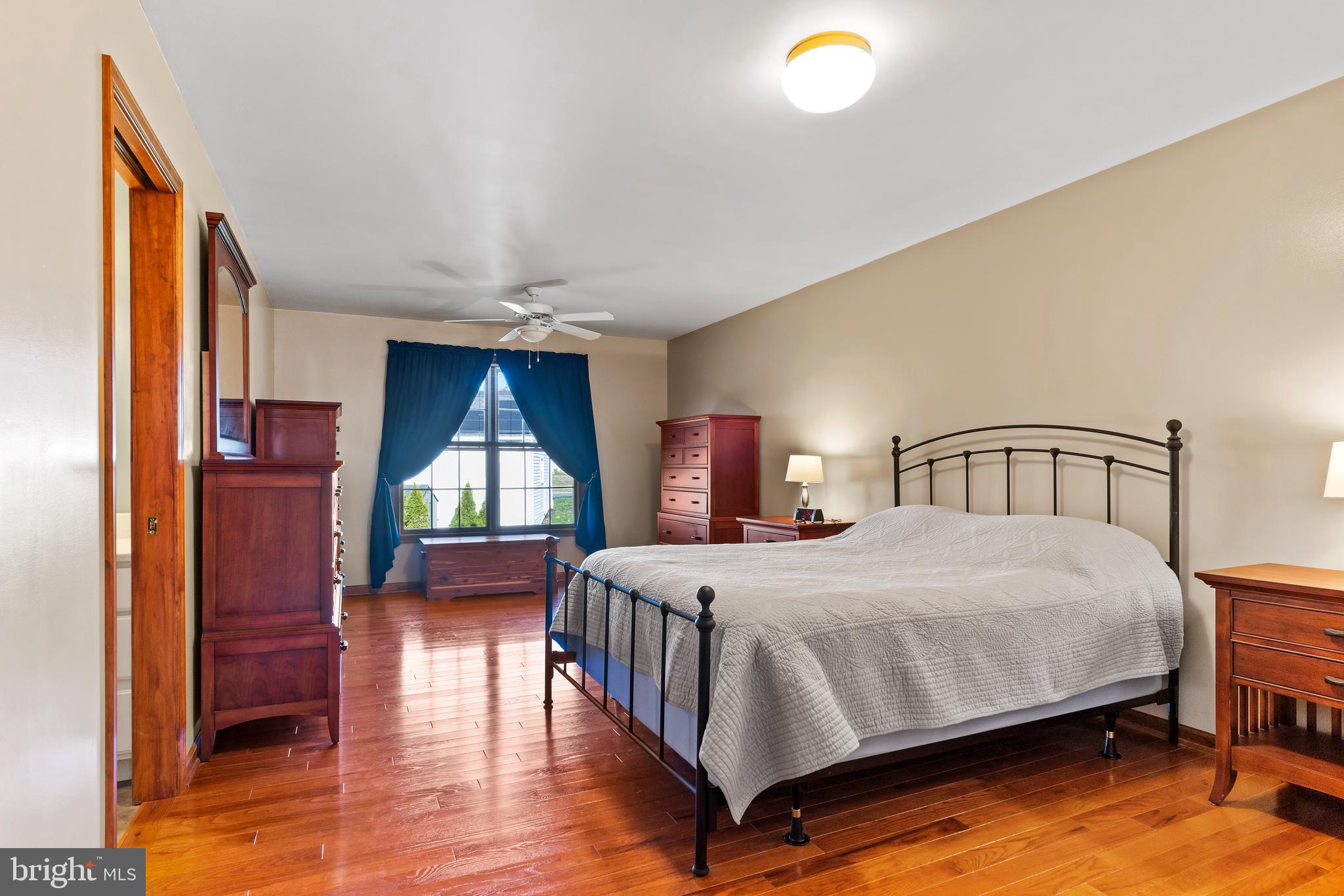 LOGANS RUN - Residential