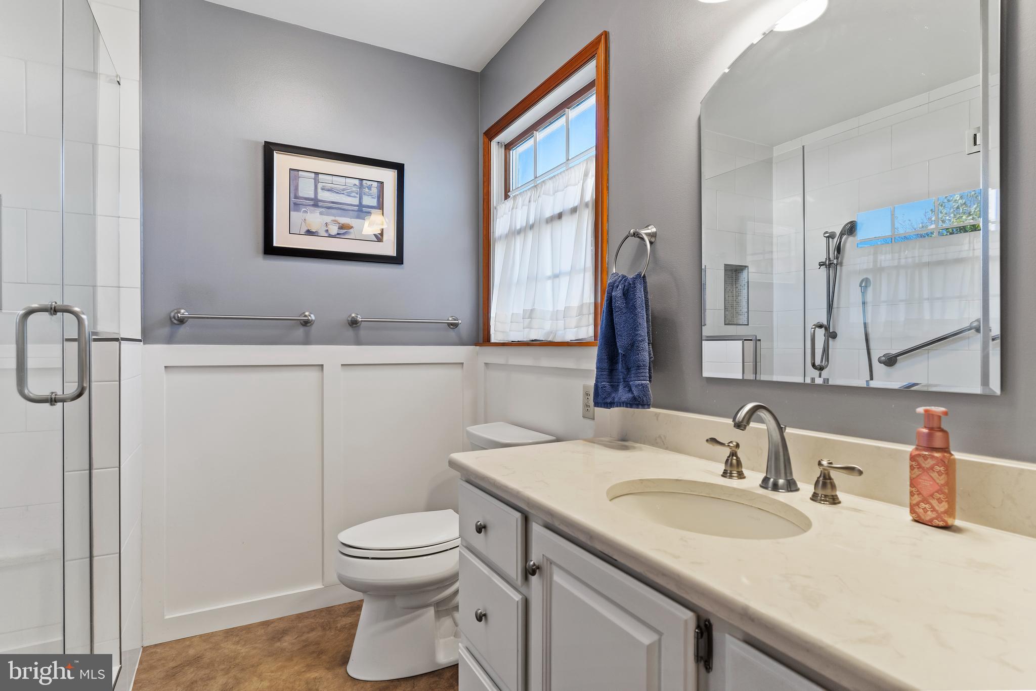 LOGANS RUN - Residential