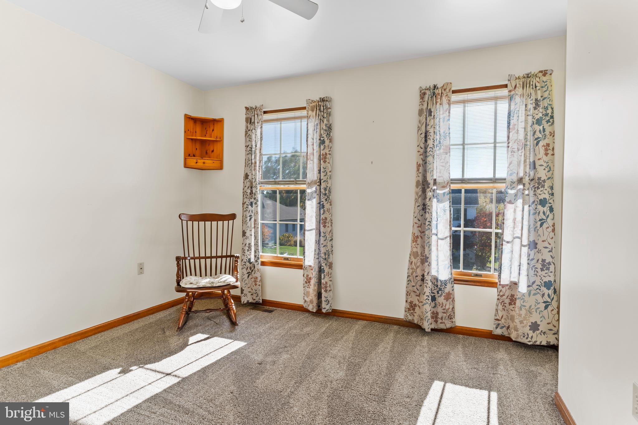 LOGANS RUN - Residential