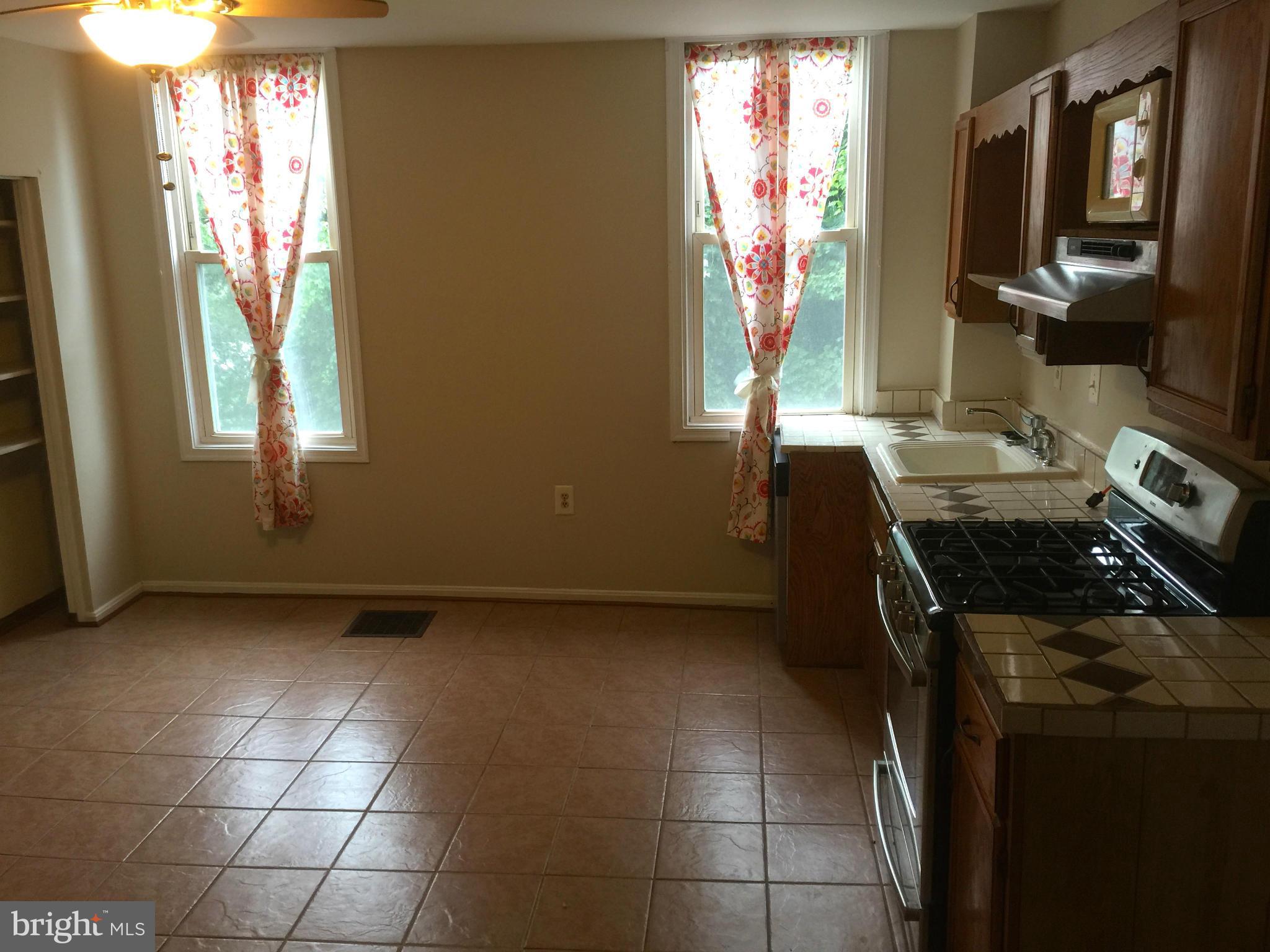 HAMPDEN HISTORIC DISTRICT - Residential