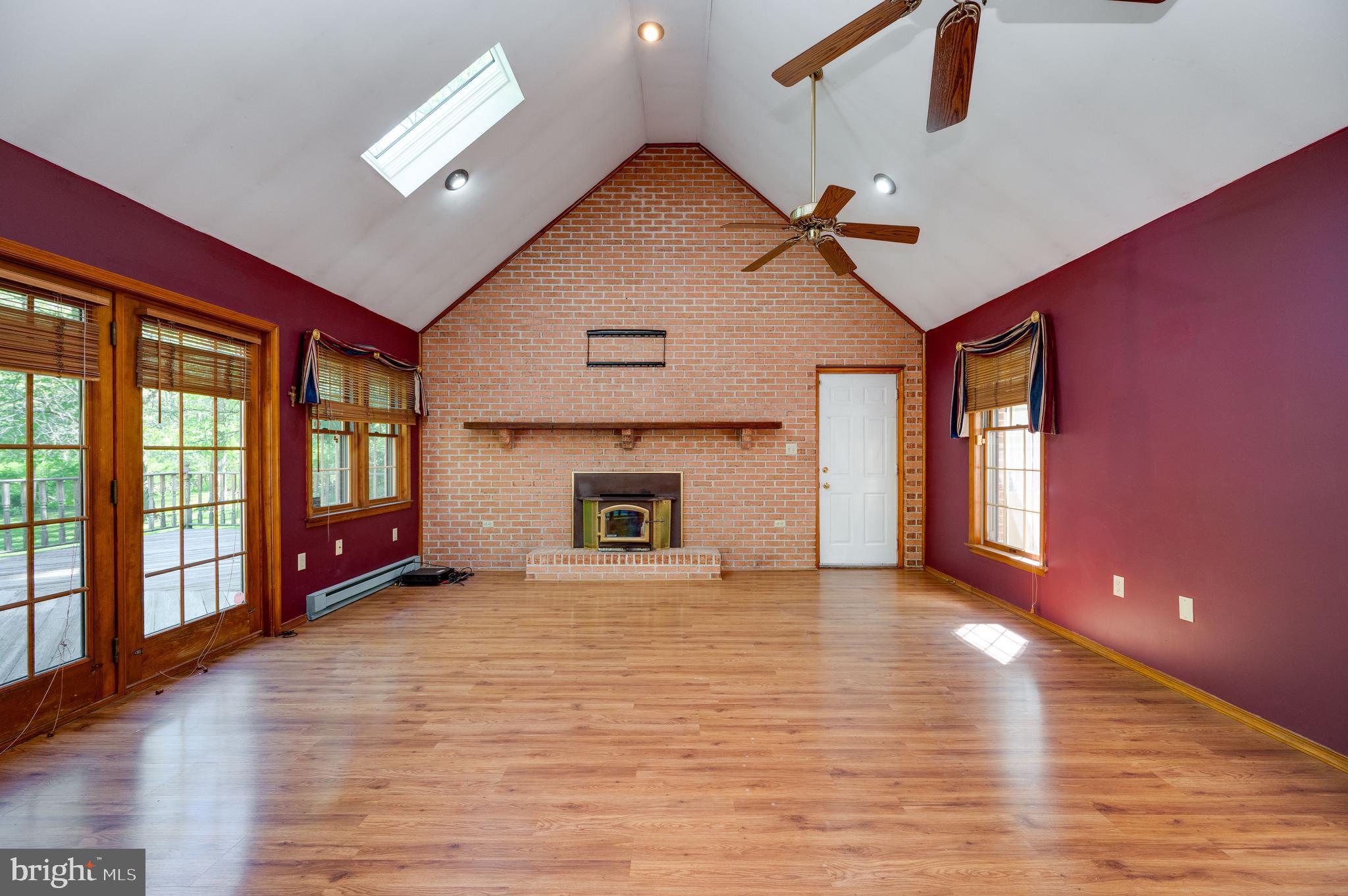 DEER RUN - Residential