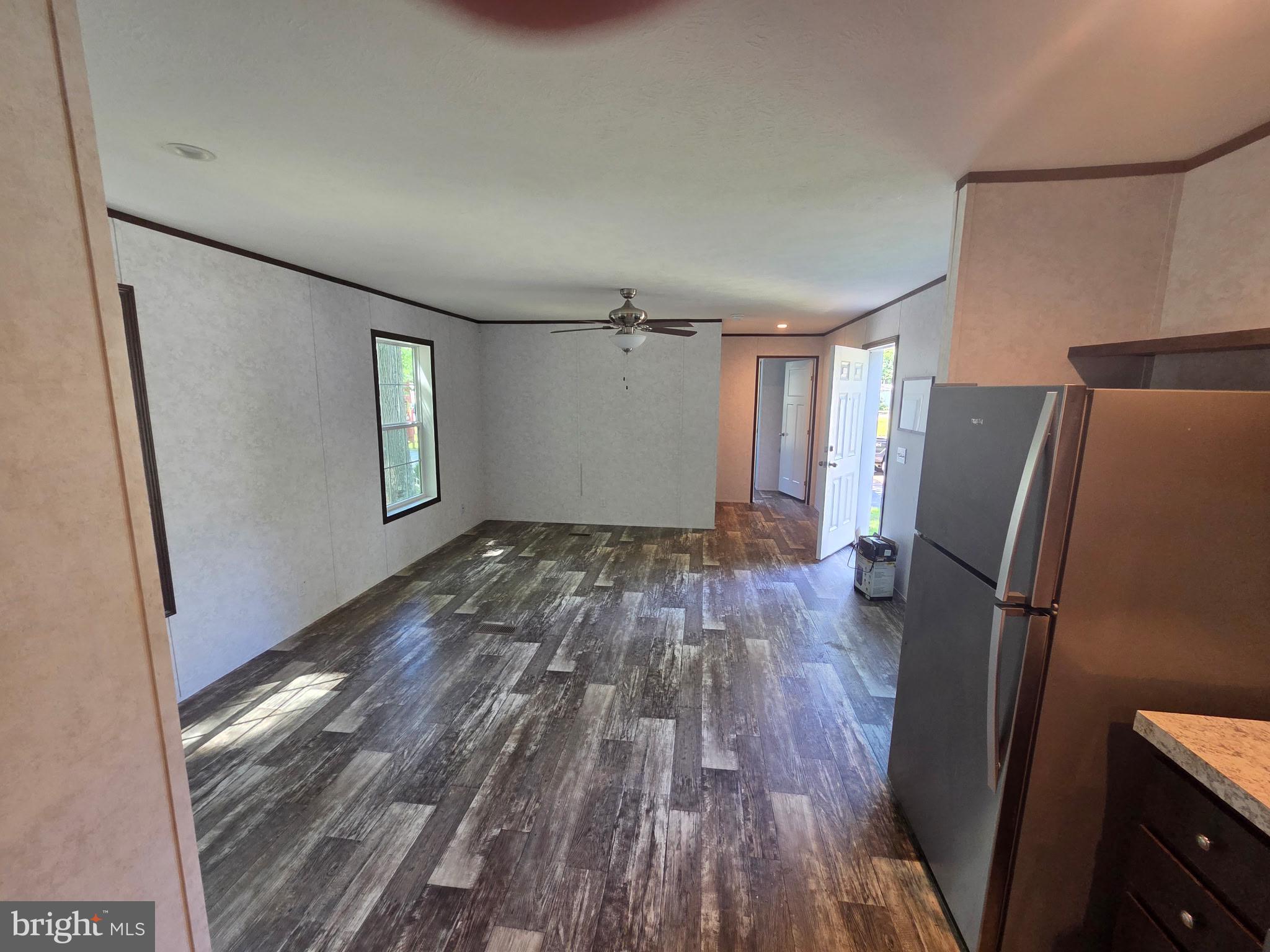 57 E QUILLEYTOWN ROAD 119