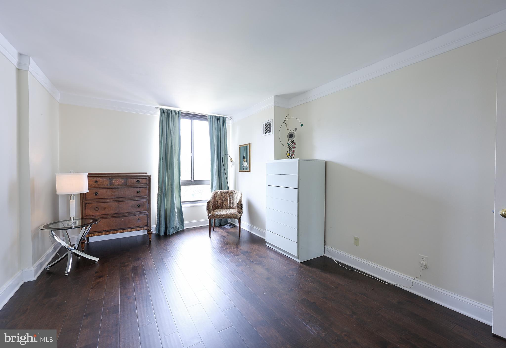 REGENCY AT MCLEAN - Residential Lease