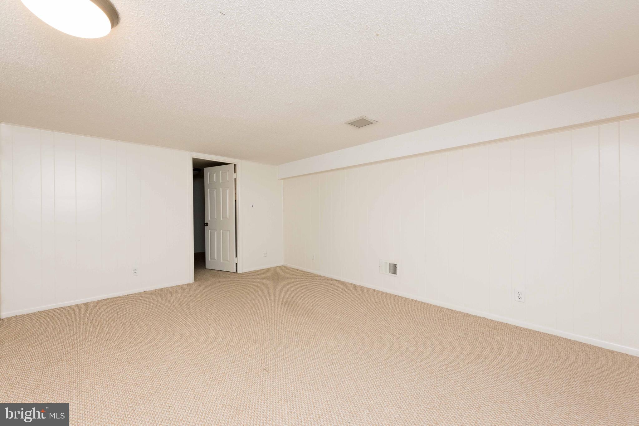 FAIRLINGTON VILLAGES - Residential Lease