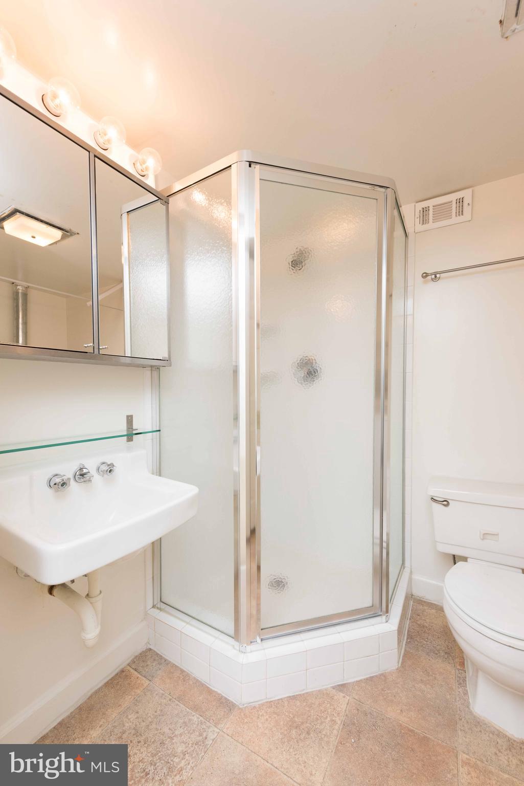 FAIRLINGTON VILLAGES - Residential Lease