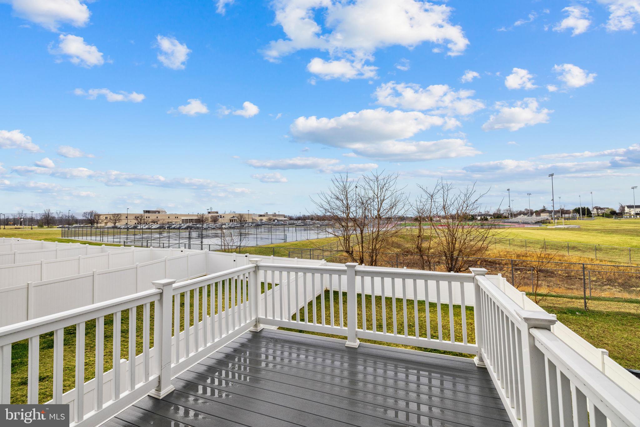 HUNTFIELD - Residential