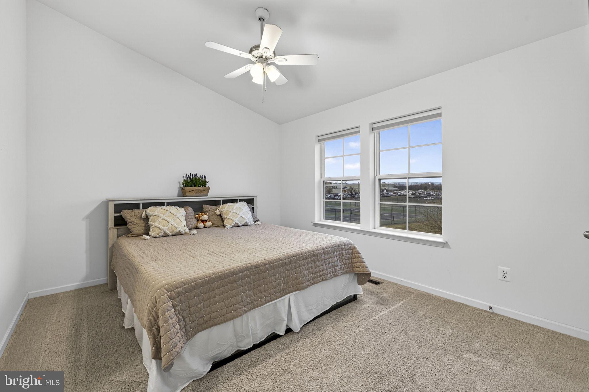 HUNTFIELD - Residential