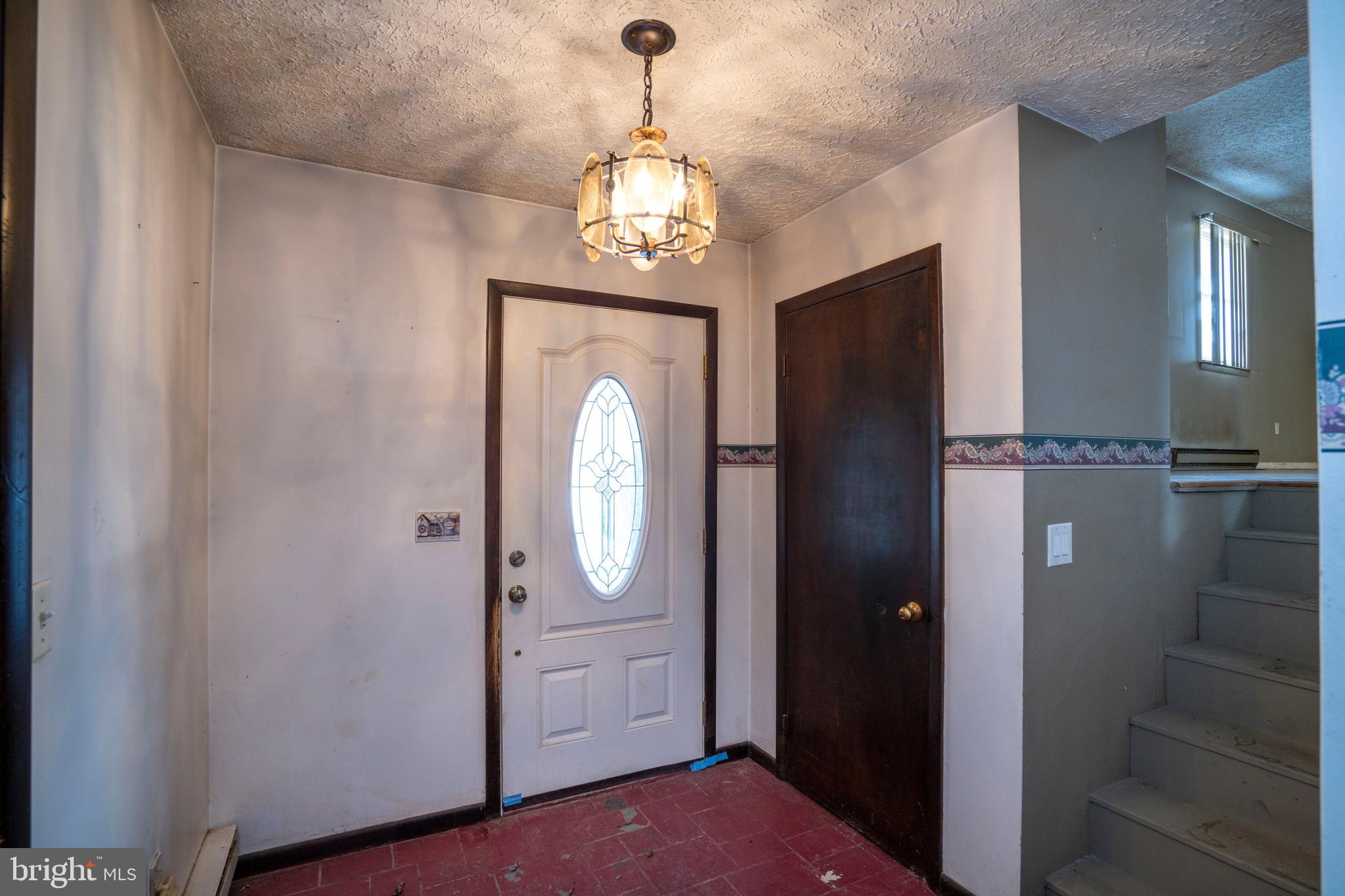 SHADOW OAKS - Residential