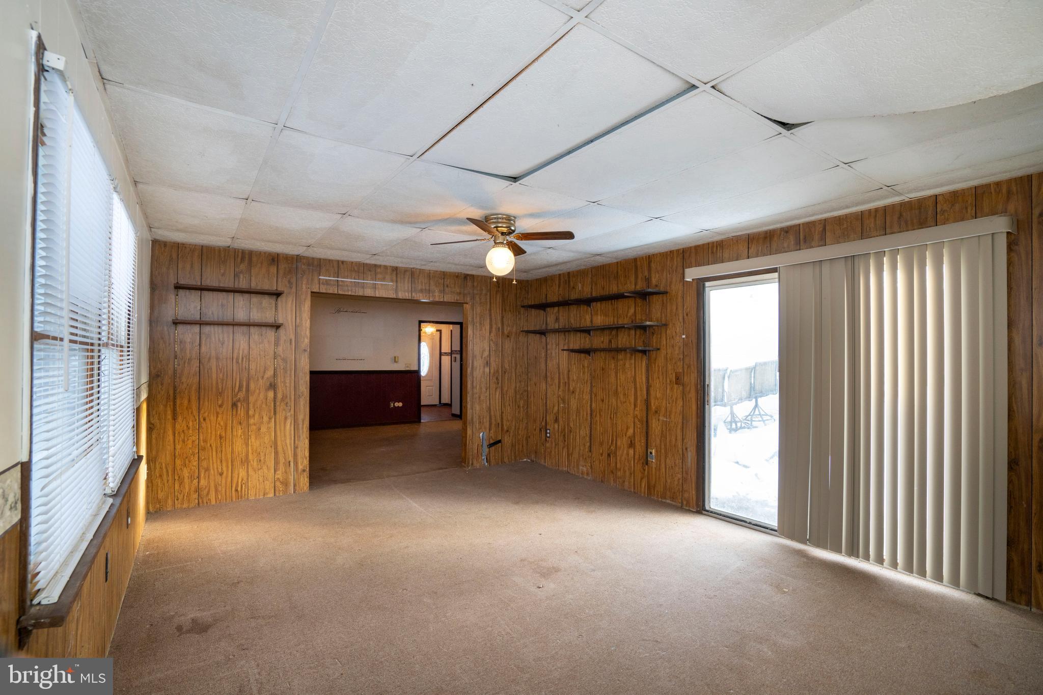 SHADOW OAKS - Residential