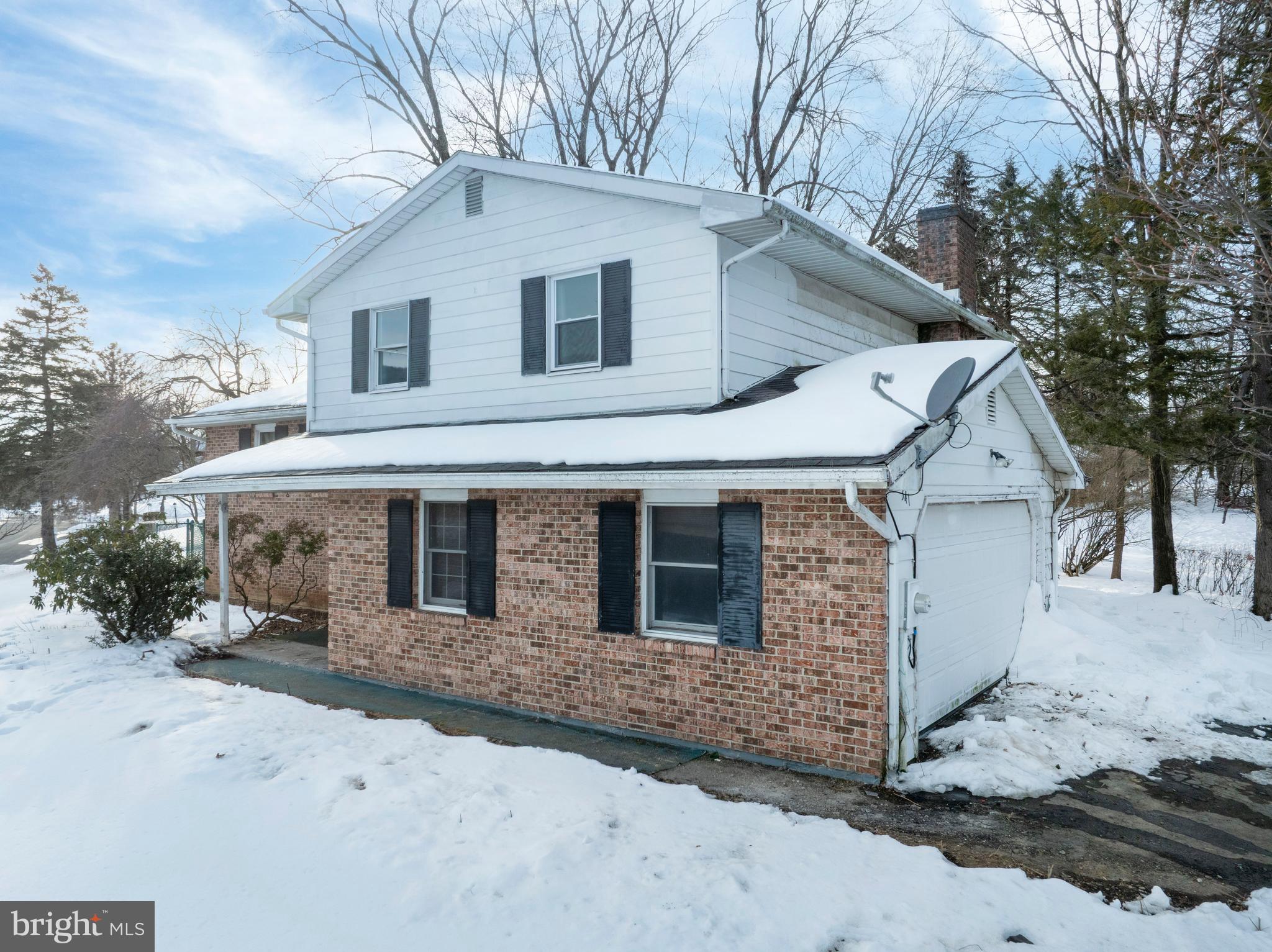 SHADOW OAKS - Residential