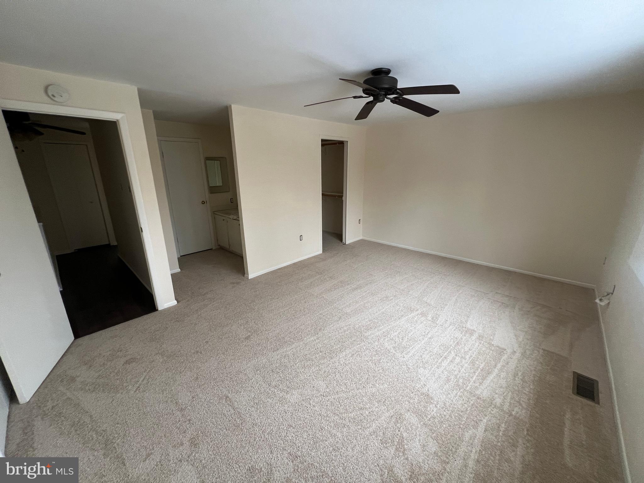 KINGS CONTRIVANCE - Residential Lease