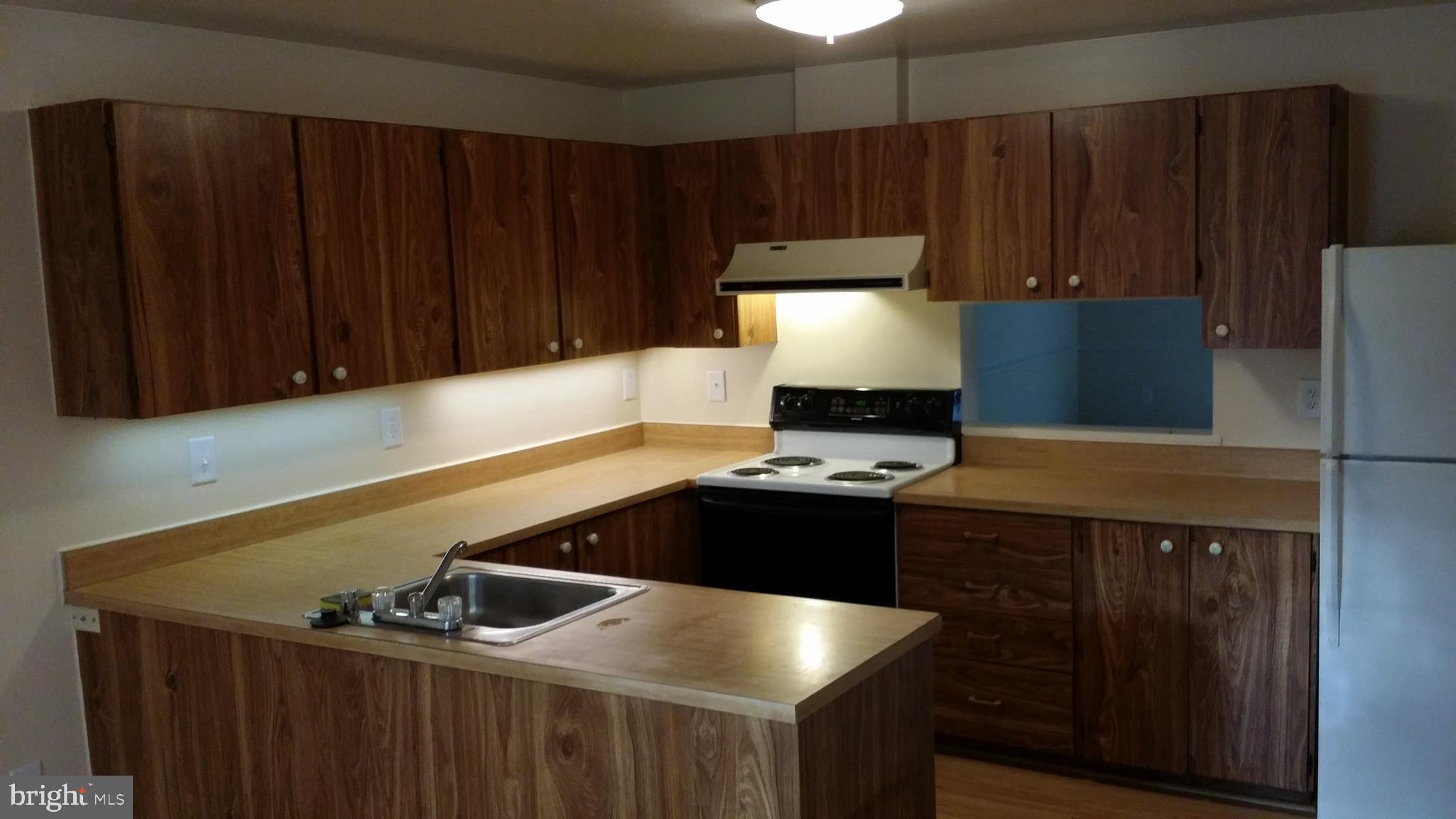 KINGS CONTRIVANCE - Residential Lease