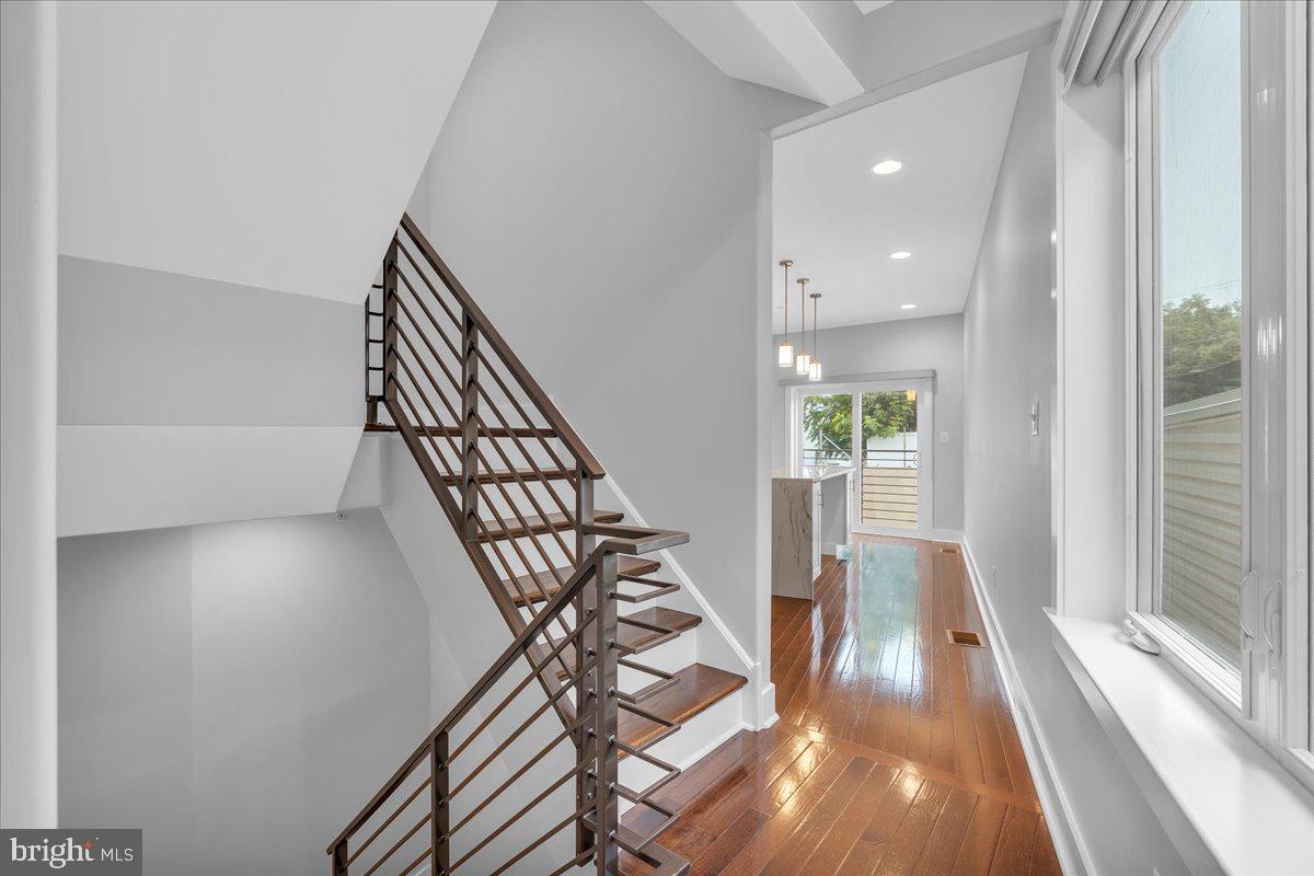 MANAYUNK - Residential