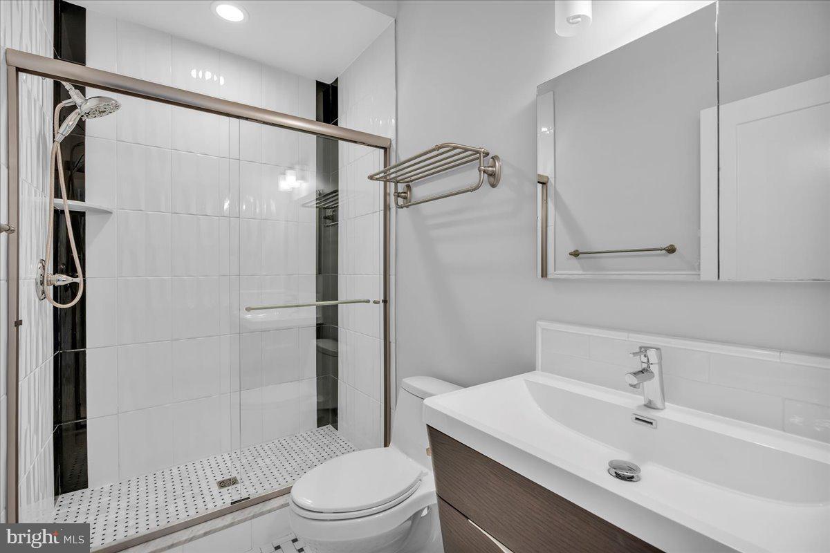 MANAYUNK - Residential