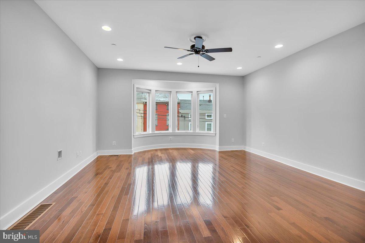 MANAYUNK - Residential