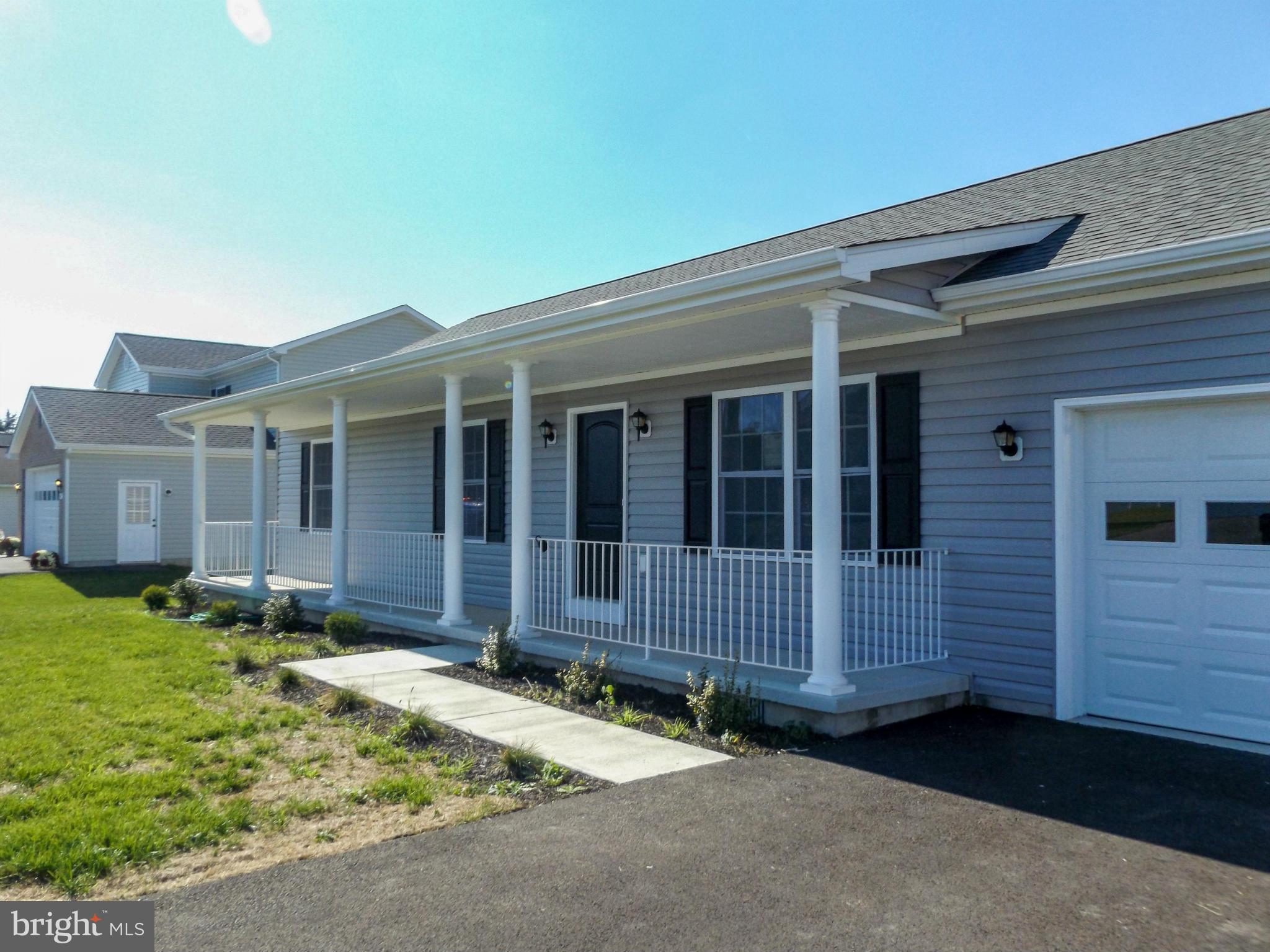 SPRING HILL - Residential