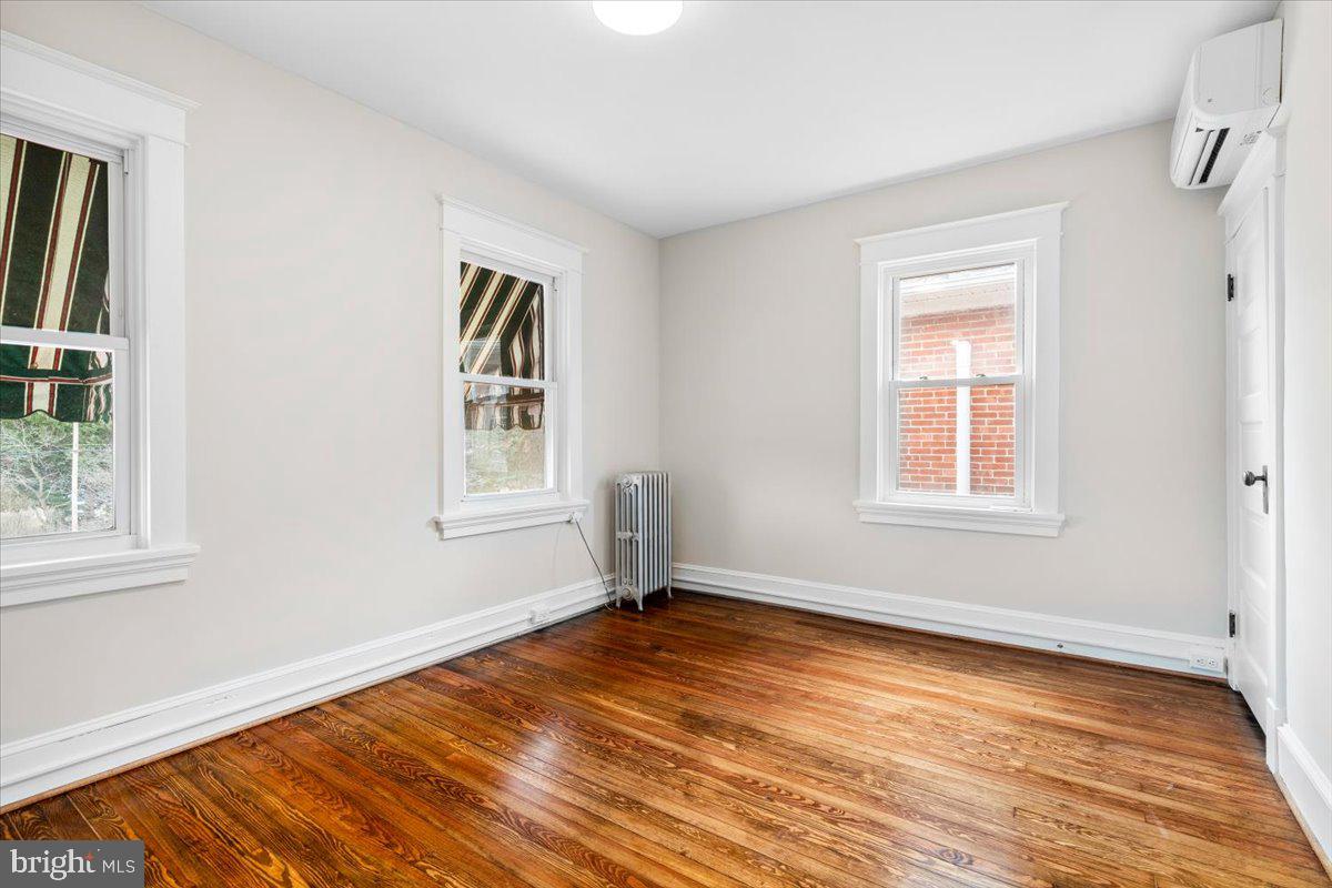 DOWNTOWN FREDERICK - Residential Lease