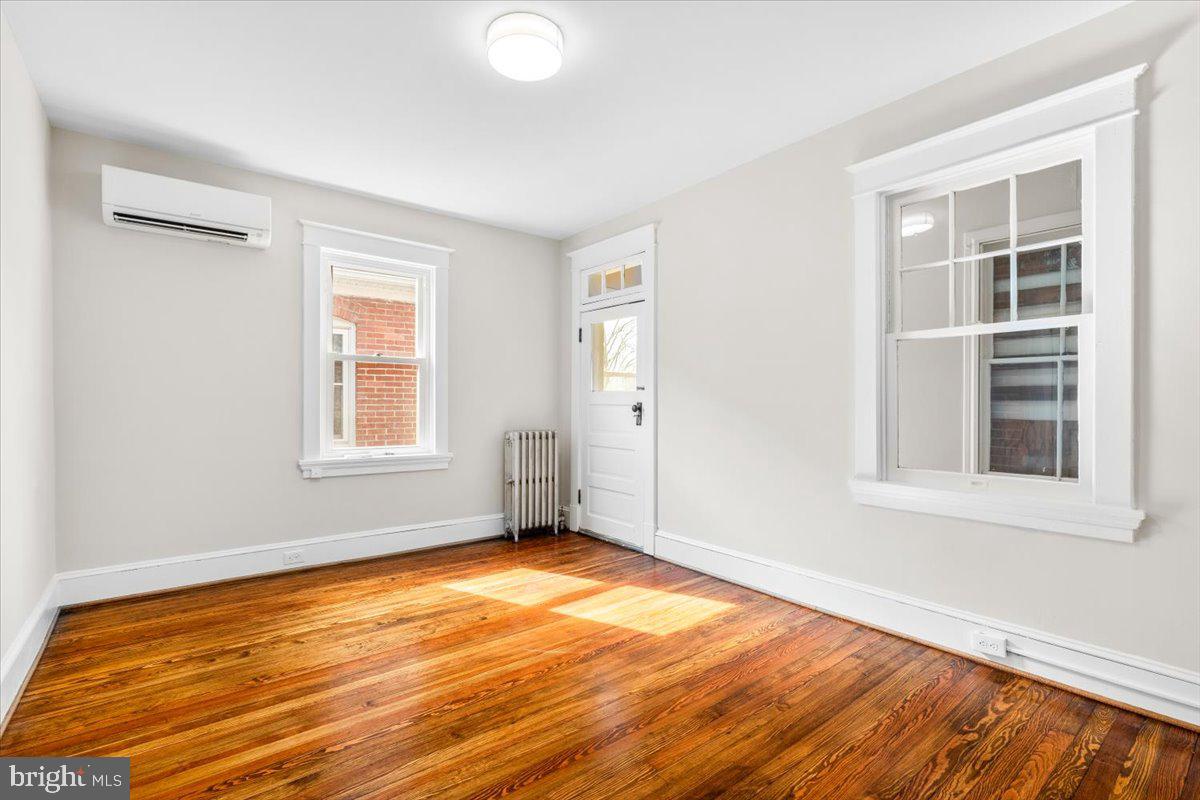 DOWNTOWN FREDERICK - Residential Lease