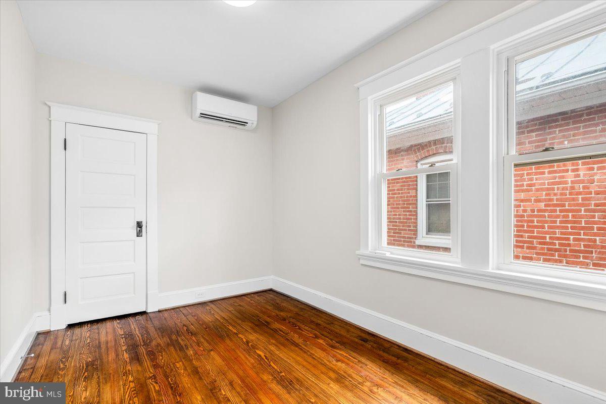 DOWNTOWN FREDERICK - Residential Lease