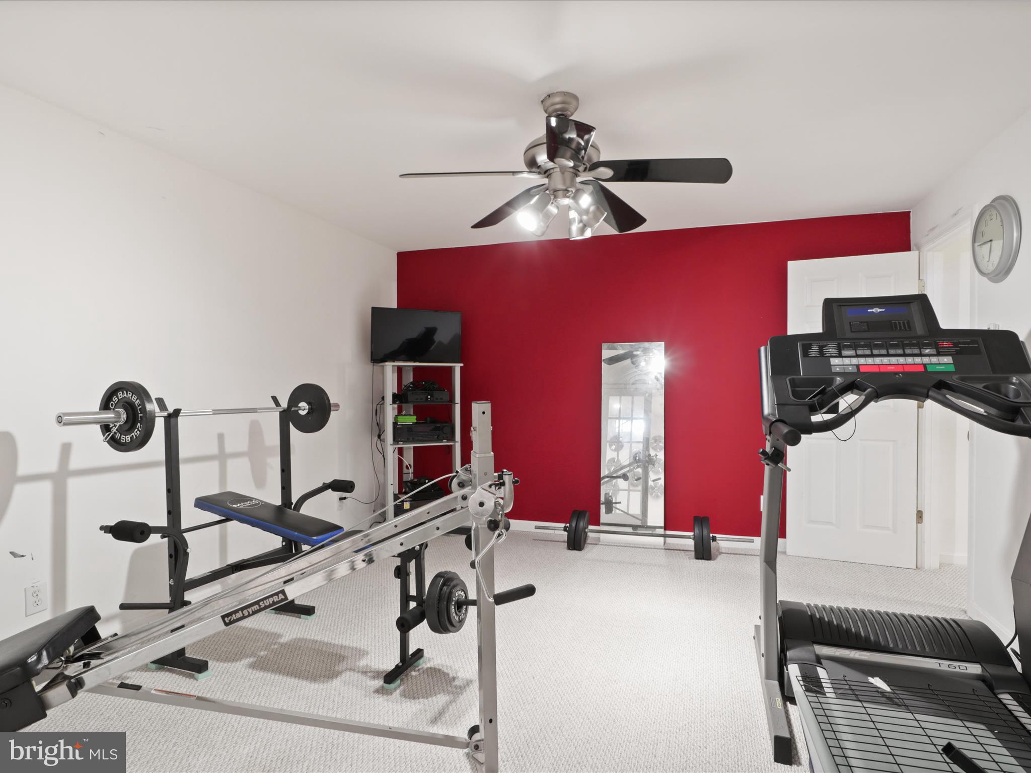 WELLINGTON/CLOVERHILL - Residential