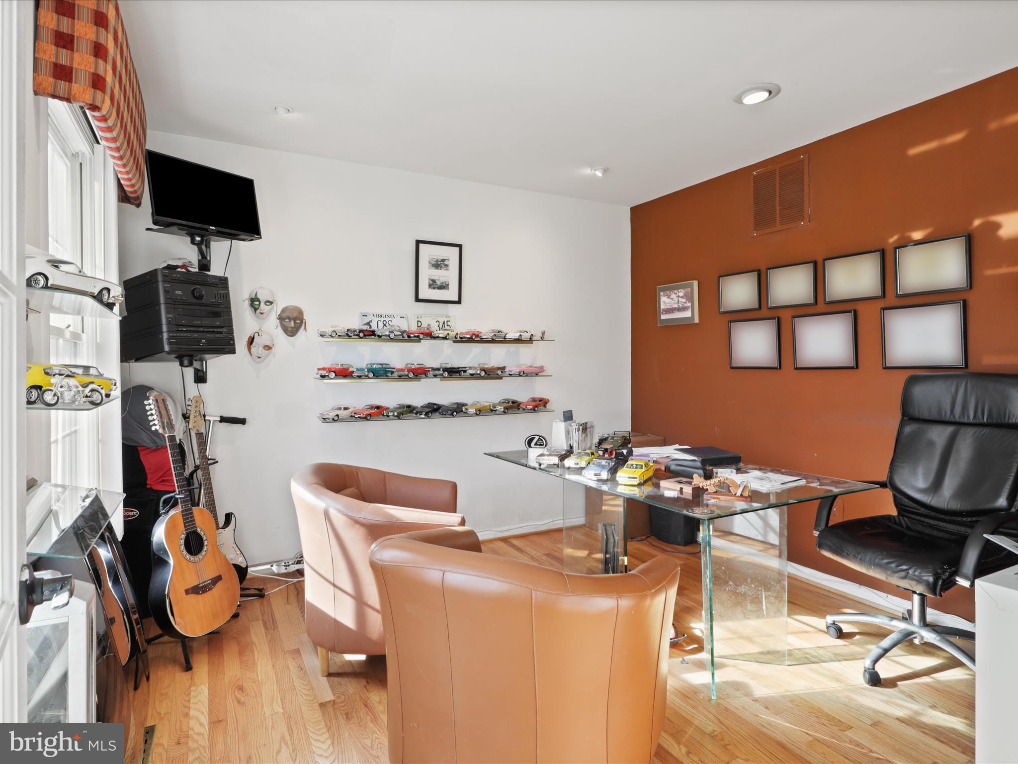 WELLINGTON/CLOVERHILL - Residential