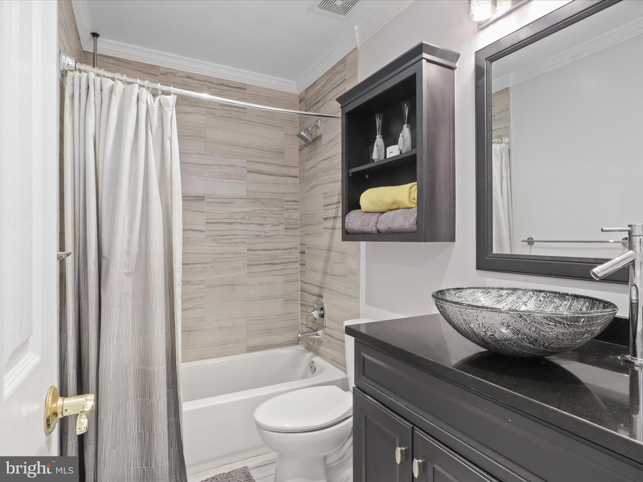 WELLINGTON/CLOVERHILL - Residential