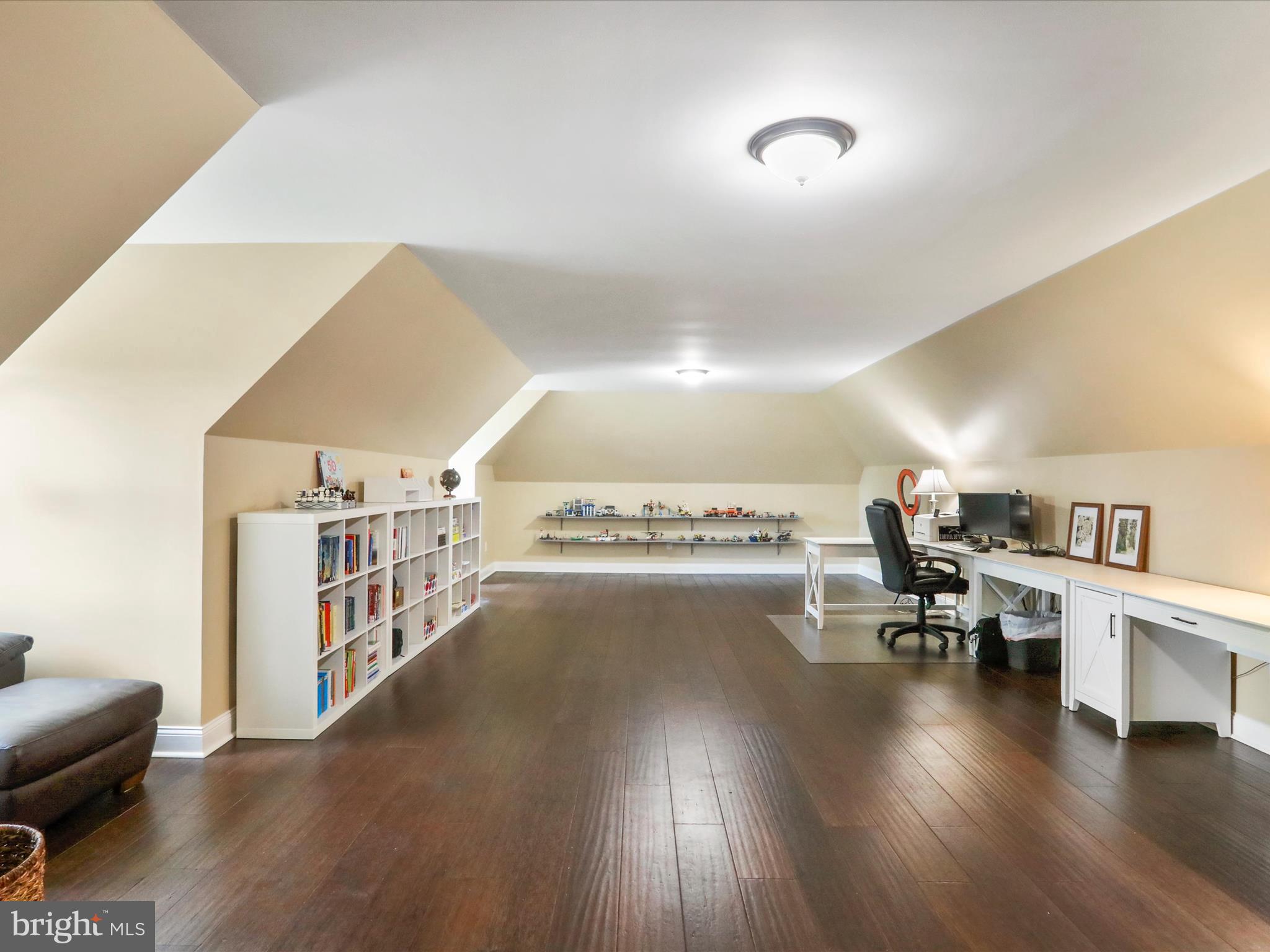 ENGLE CROSSING - Residential