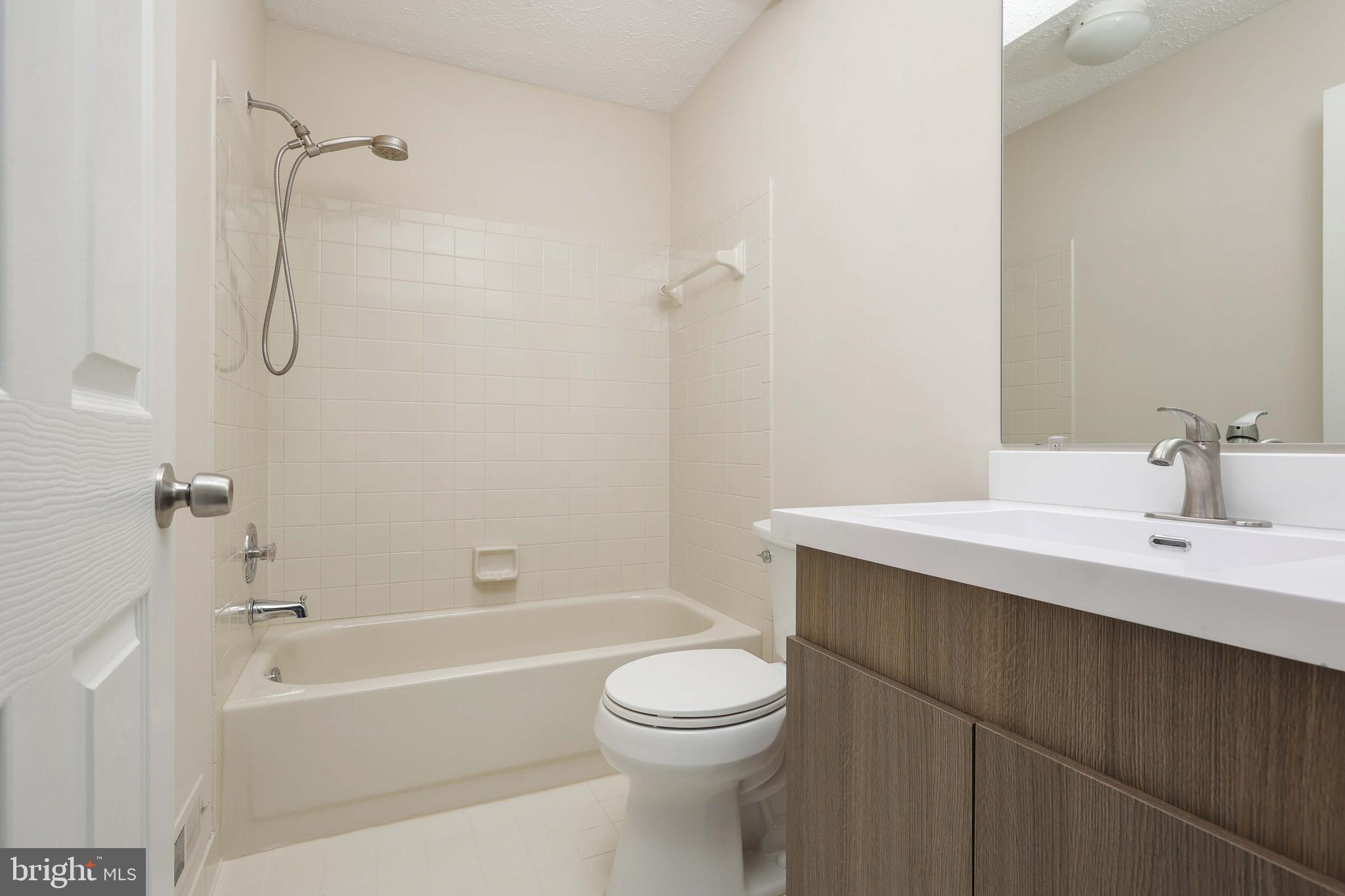 WINSLOW WOODS - Residential