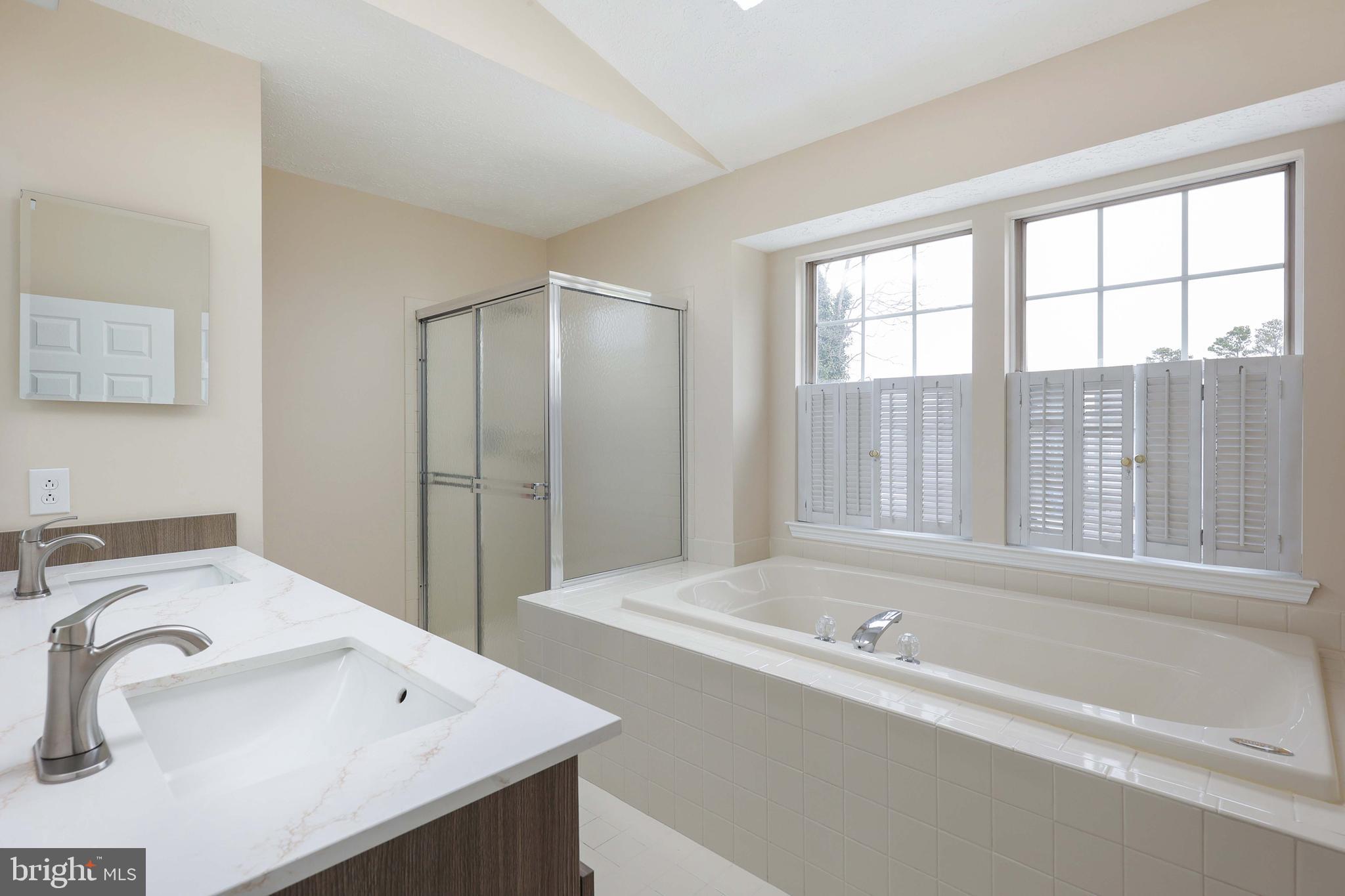 WINSLOW WOODS - Residential