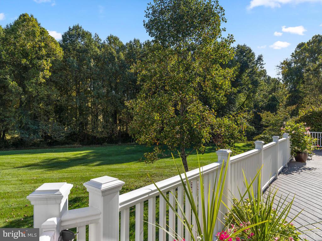 MANOR OAKS - Residential