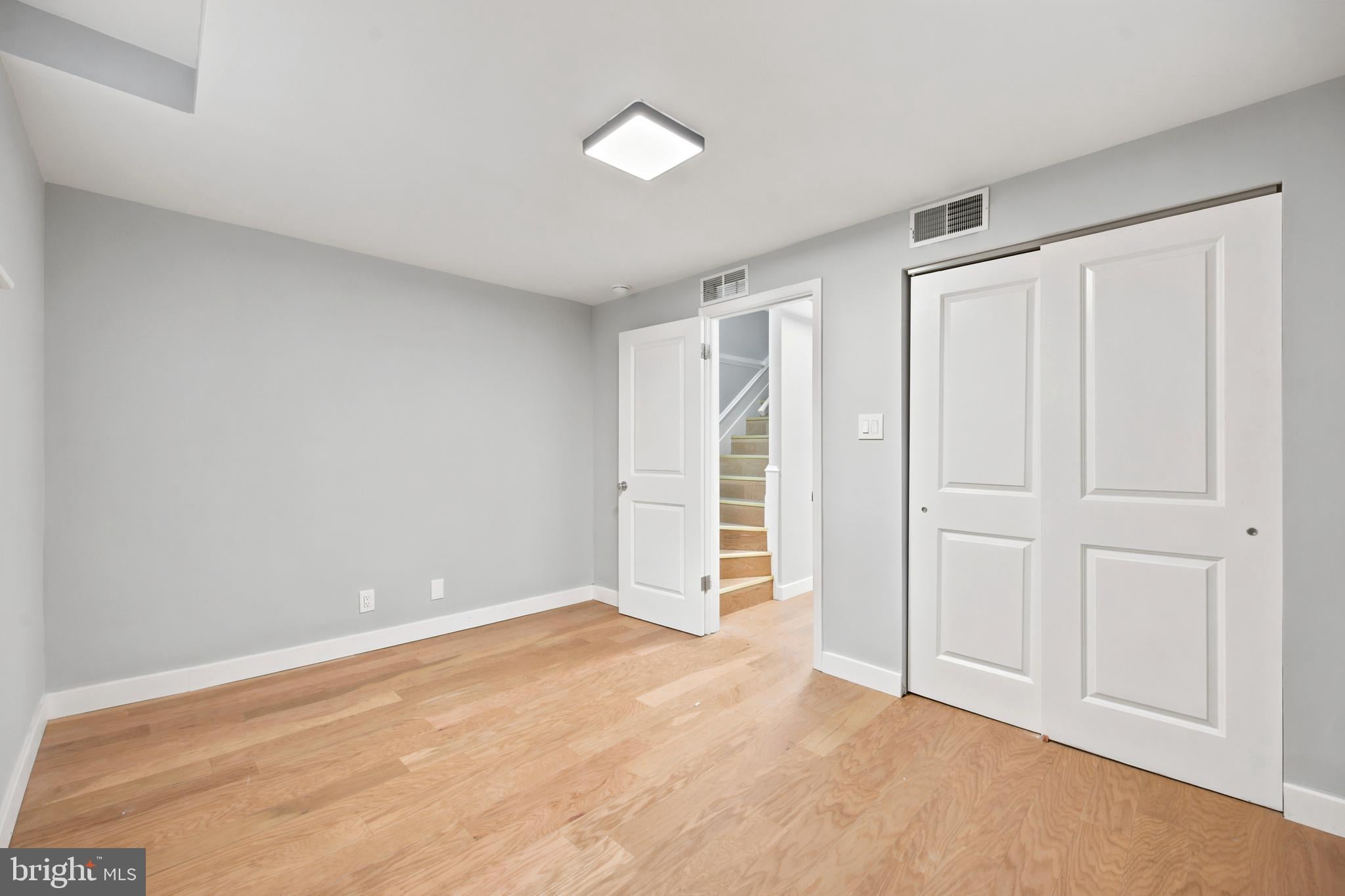 1712 MOUNT VERNON 1R