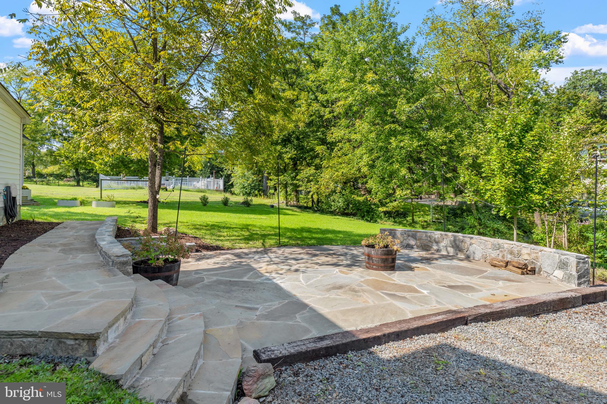 TOWN OF HAMILTON - Residential